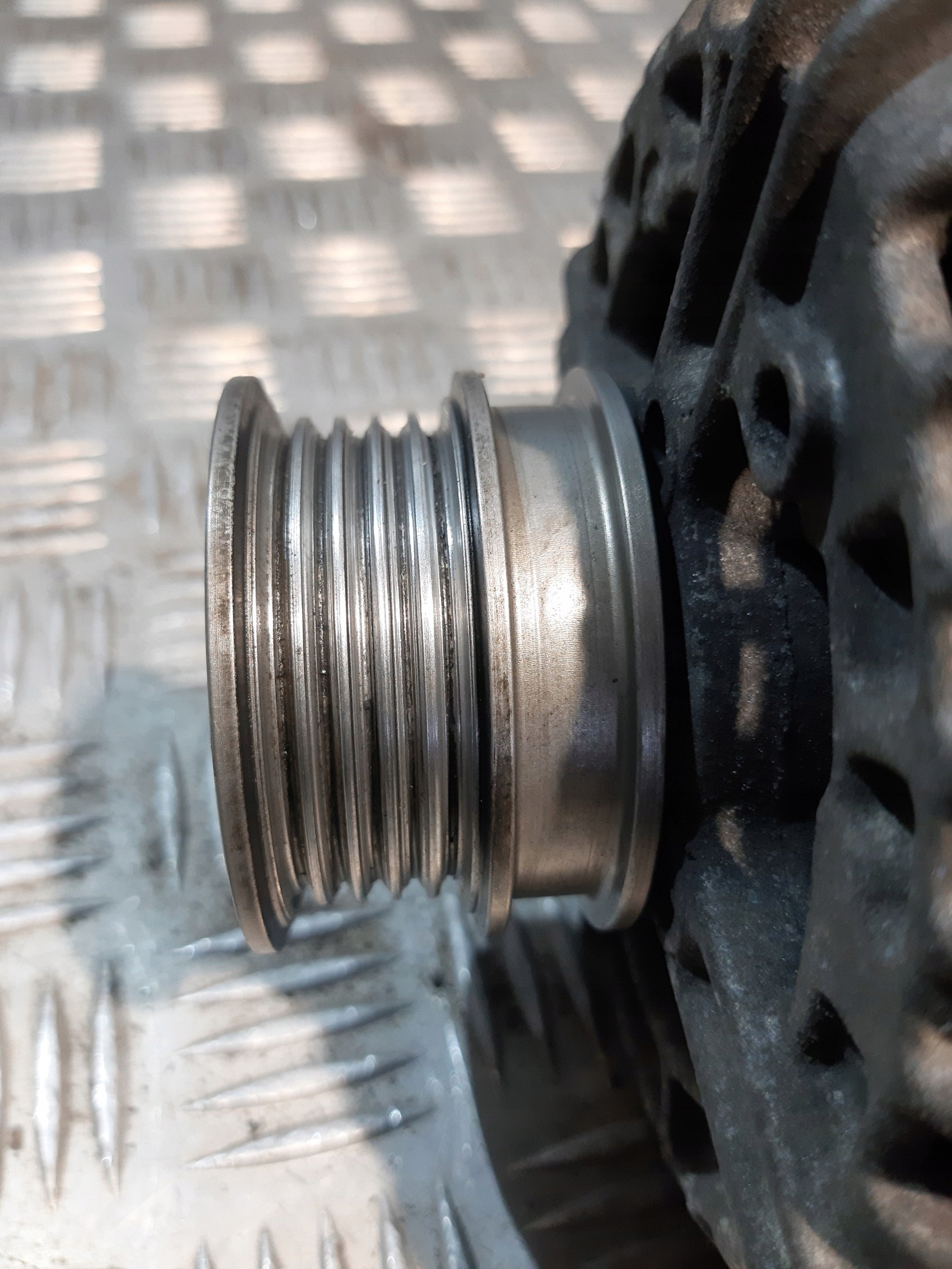 ALTERNATOR 100A OPEL MERIVA A LIFT 1.6B 0124425020