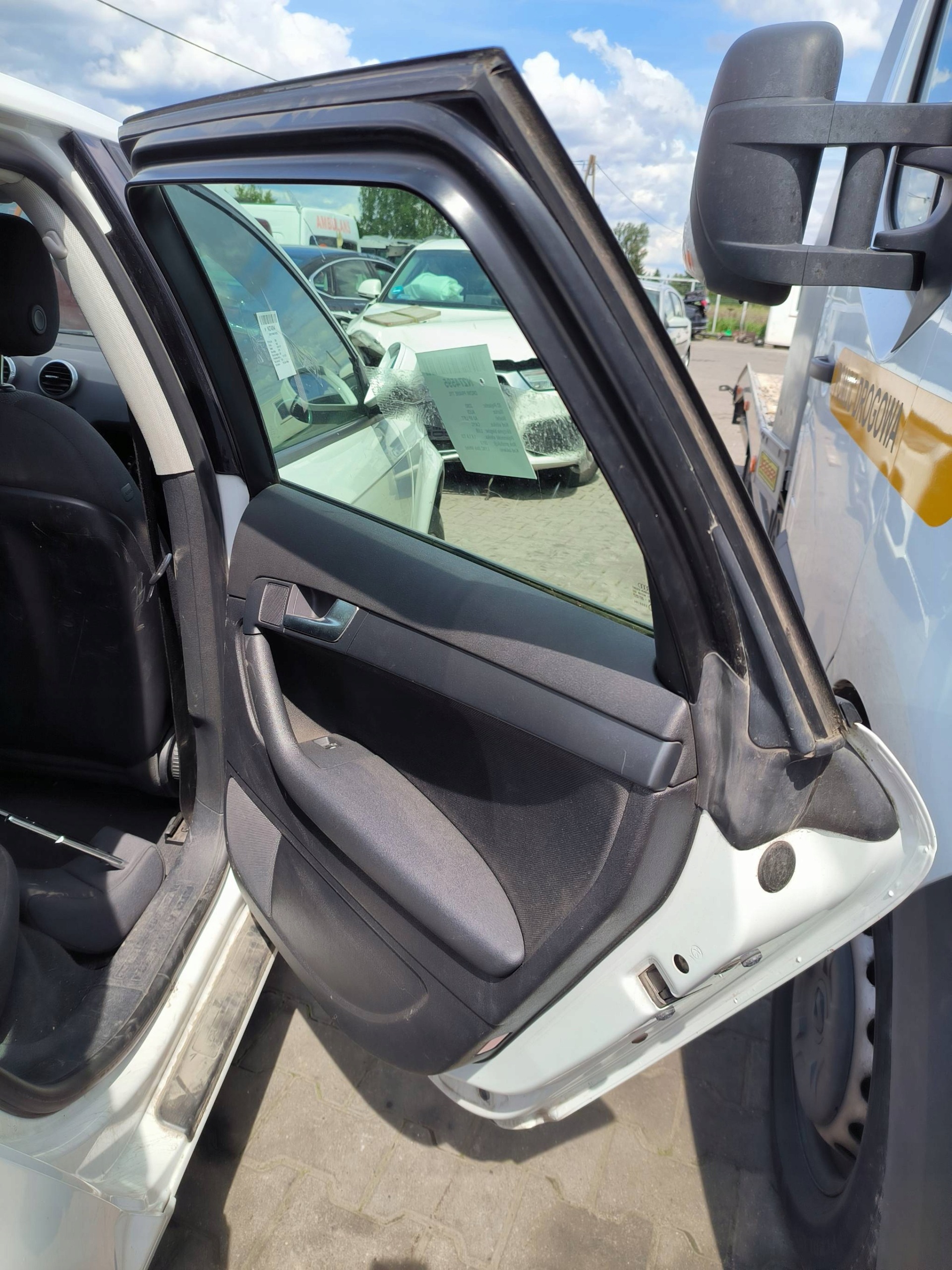 Tür rechts heck LY9C AUDI A3 8P LIFT