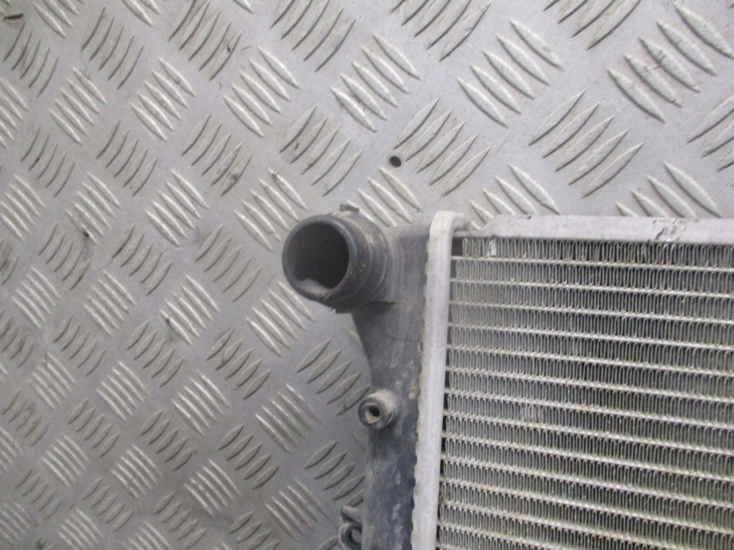 радиатор охлаждения воды Audi A3 8P 03-08R