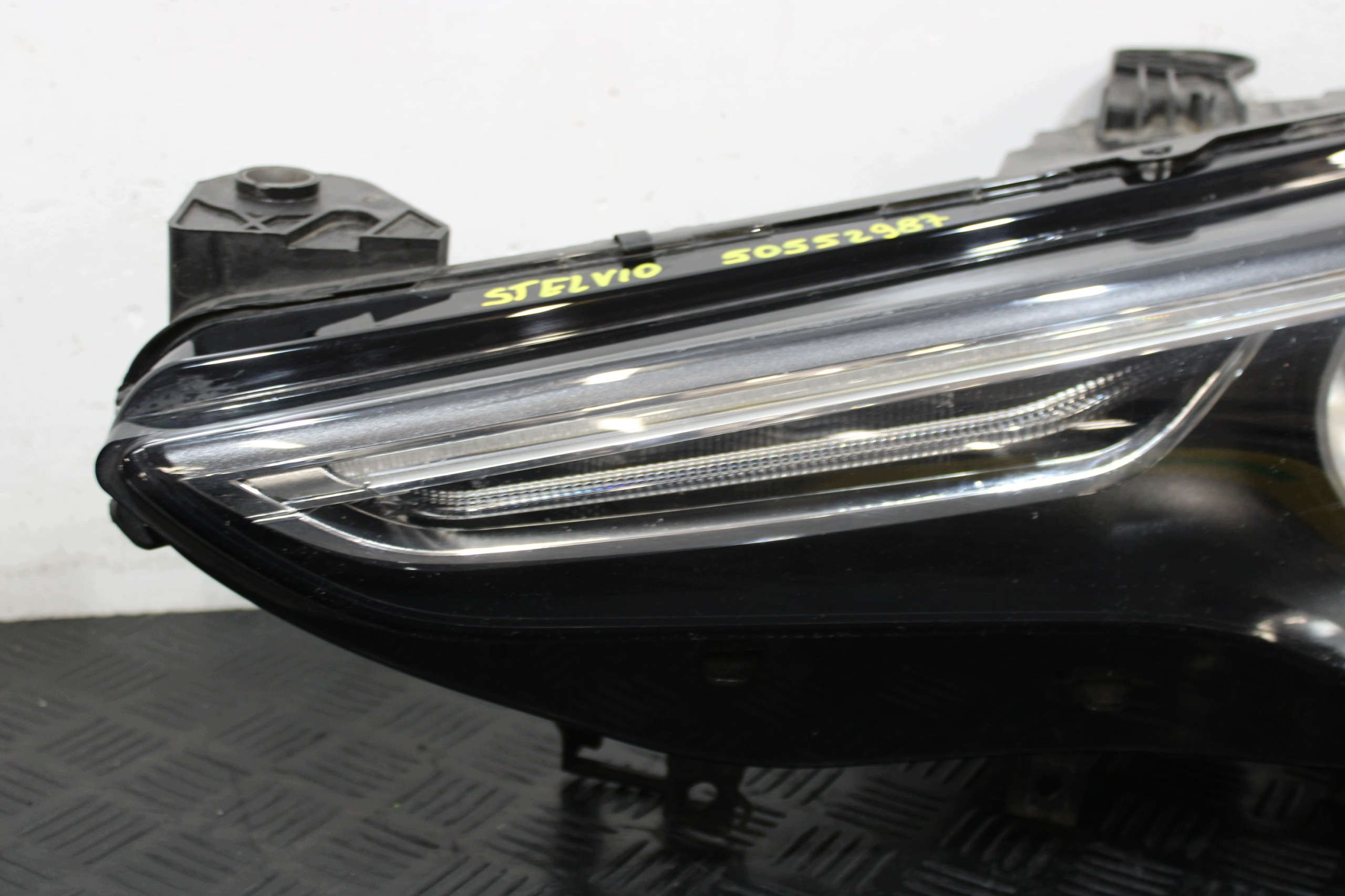 lights front front XENON 50552987 50552984 ALFA ROMEO STELVIO