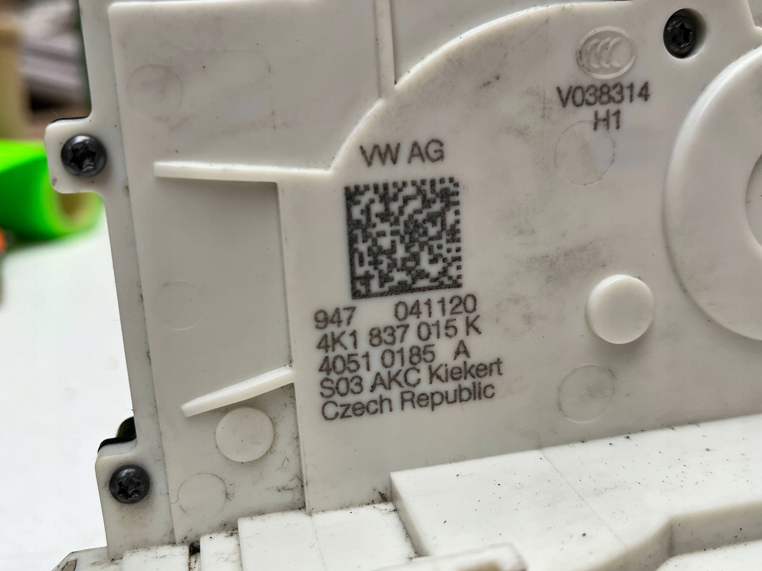 lock door przednich Audi A6 S6 C8 4K 4K1837015K !J