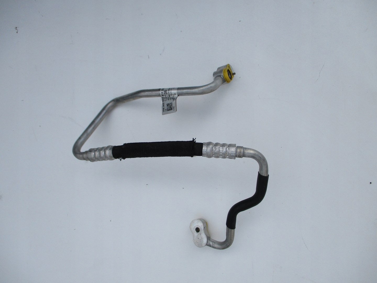 WAZ PRZEWOD KLIMATYZACJI AUDI A8 4N0 4N0816535A