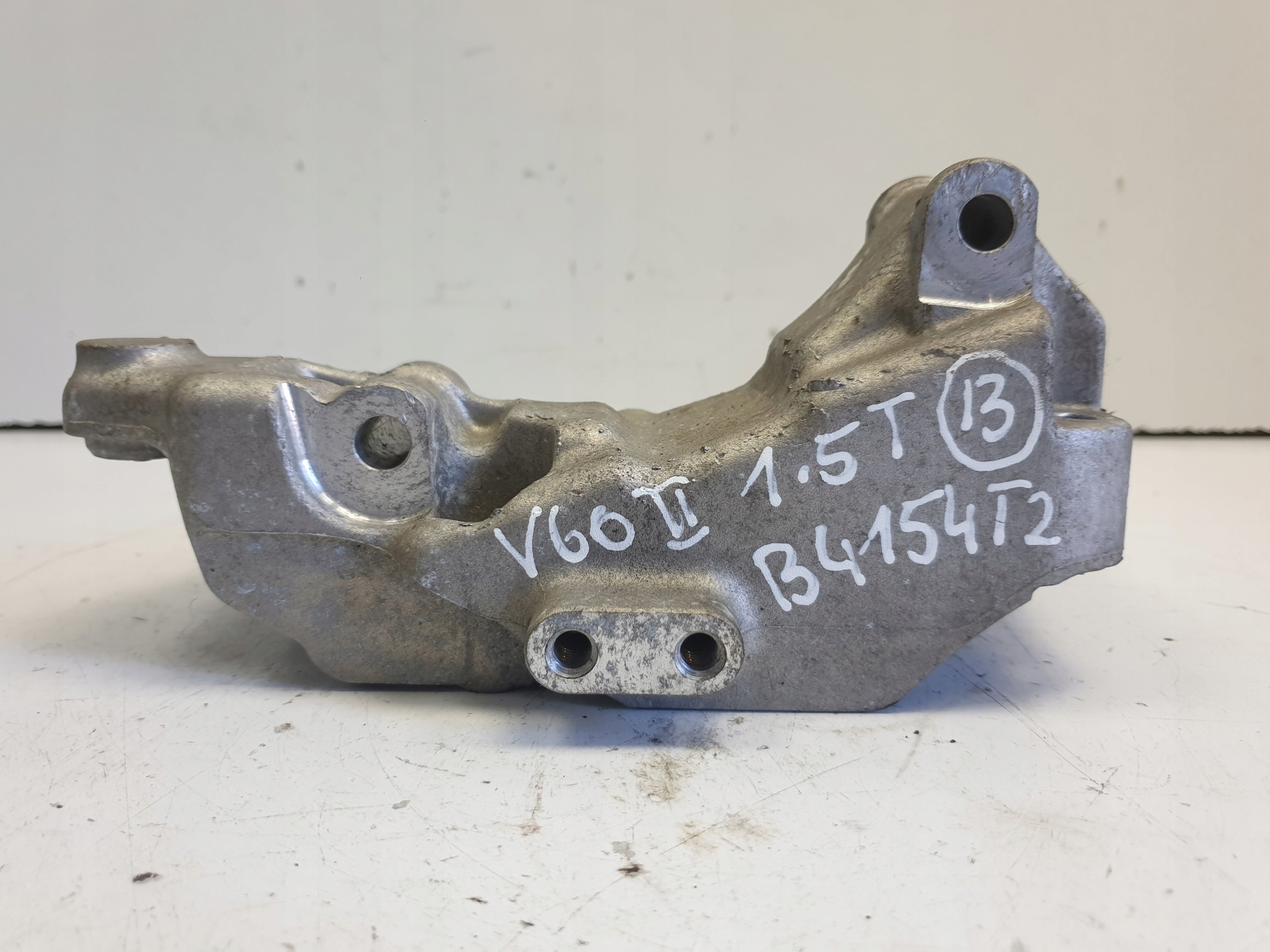 volvo oe 31430702 лапа Двигателя генератора