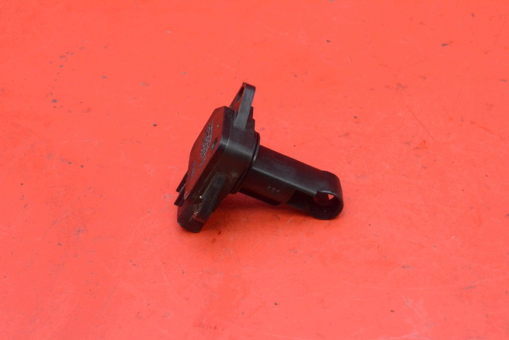 Debimetro 22204-33010 TOYOTA AURIS 1 e 1.4 D-4D 90 KM 06-09