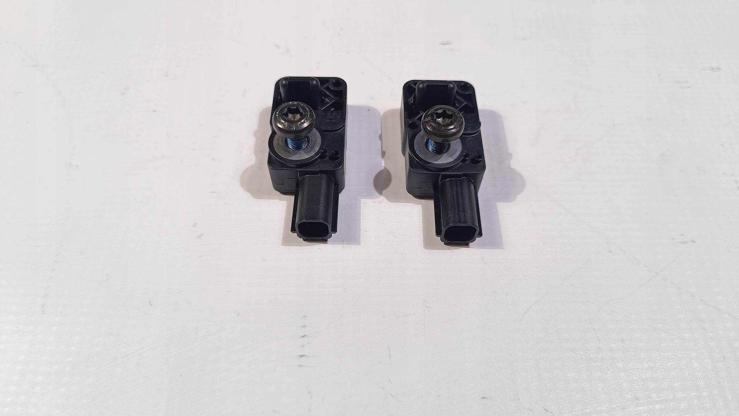 Crashsensor Drucksensor zderzeniowy Airbag Chevrolet Camaro 2009-2015