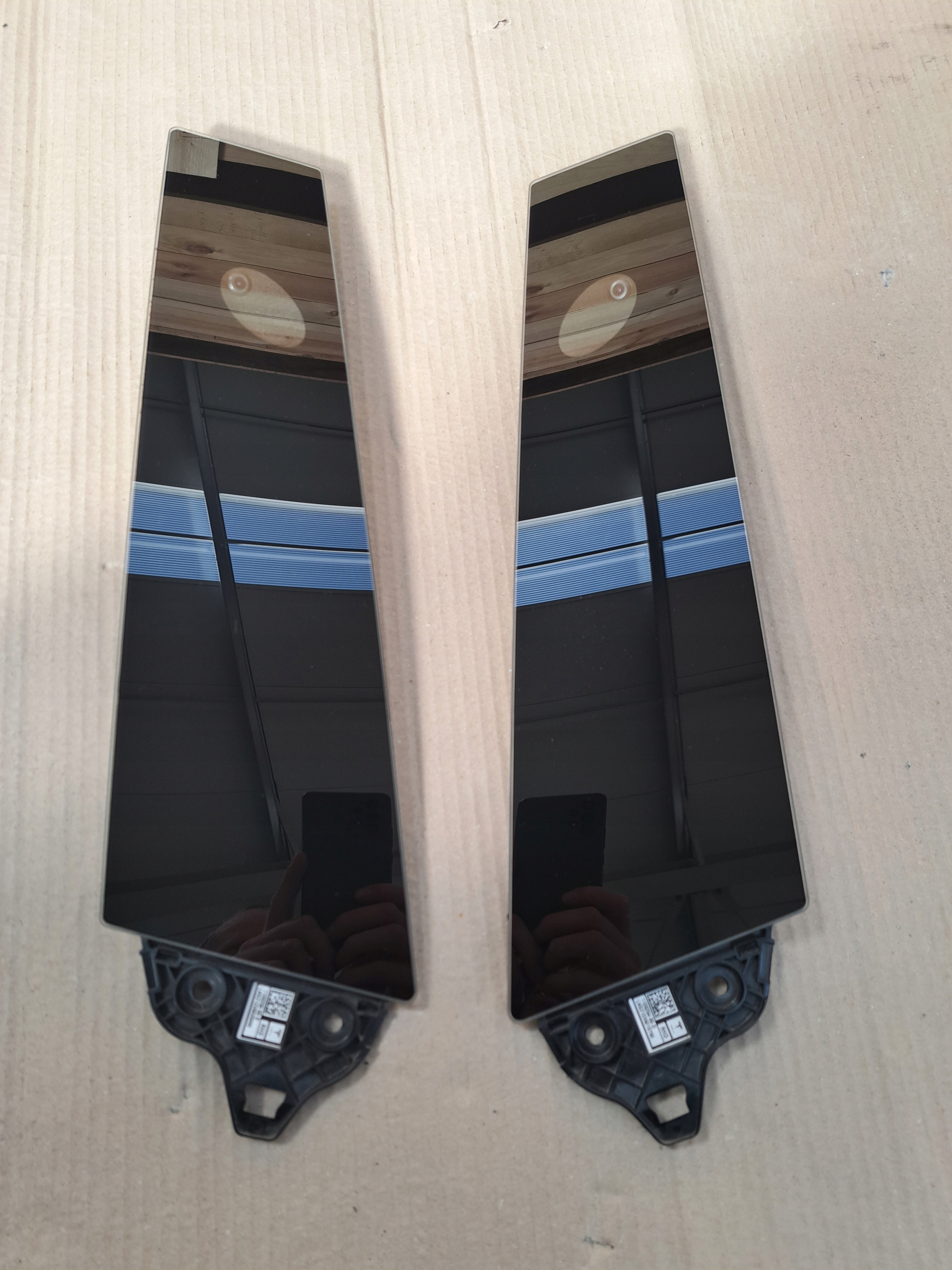 OSŁONA SŁUPKA KAMERA CZYTNIK TESLA 3 PRAWA LEWA