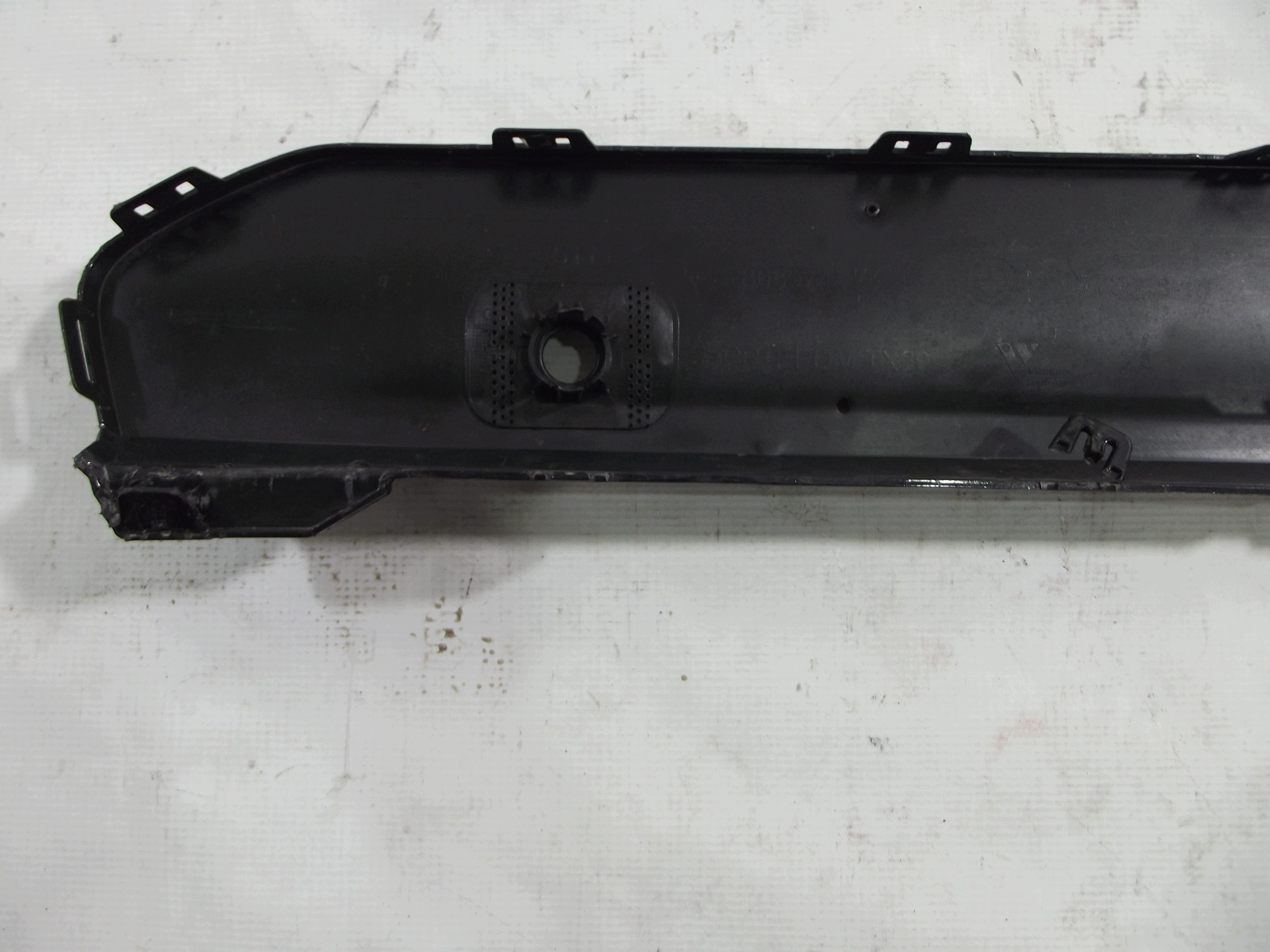 BMW X3 G01 doplněk lišta nárazníku předek 8089744