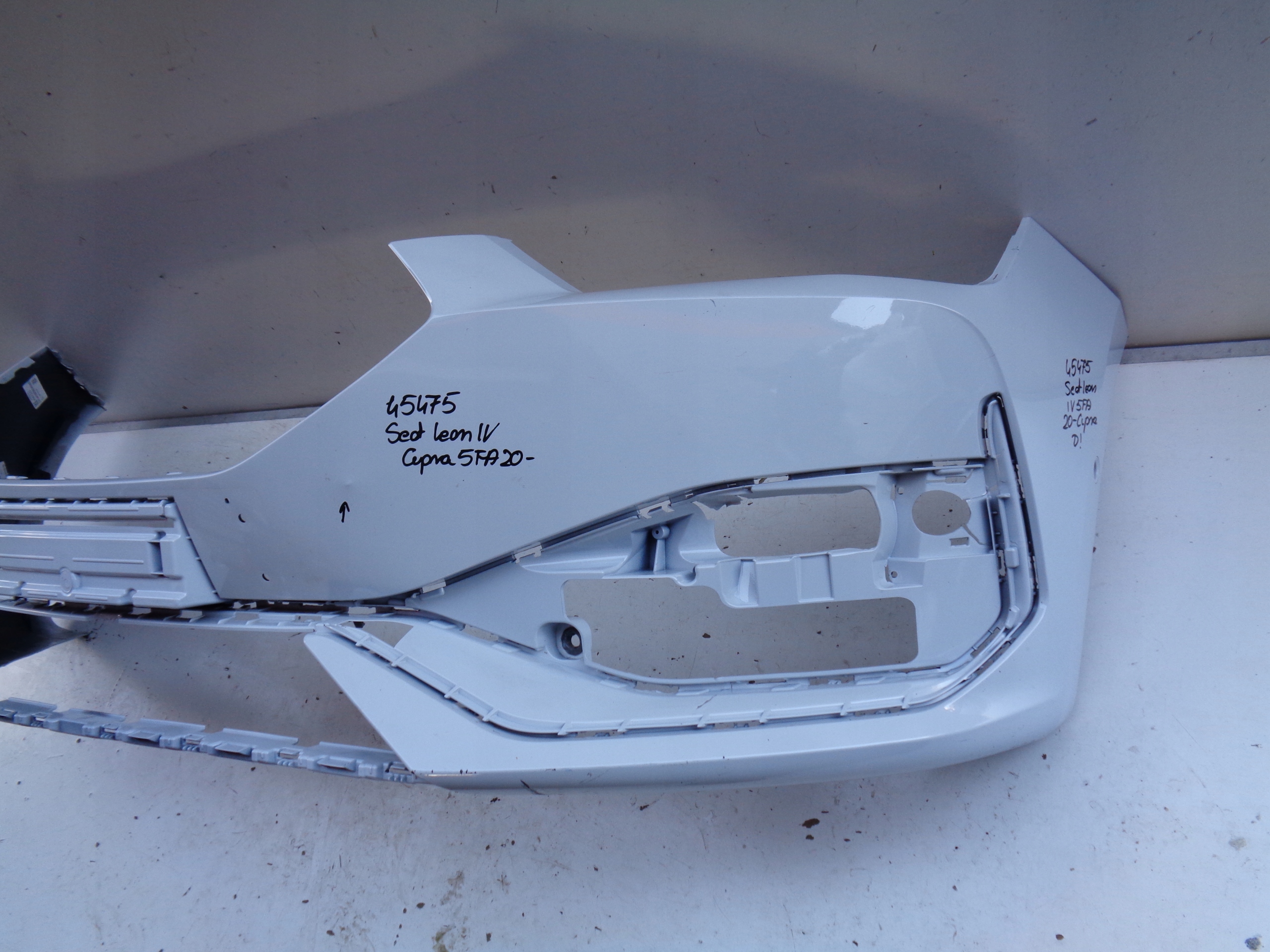 front bumper SEAT LEON IV 4 CUPRA 5FA 20- NR 45475