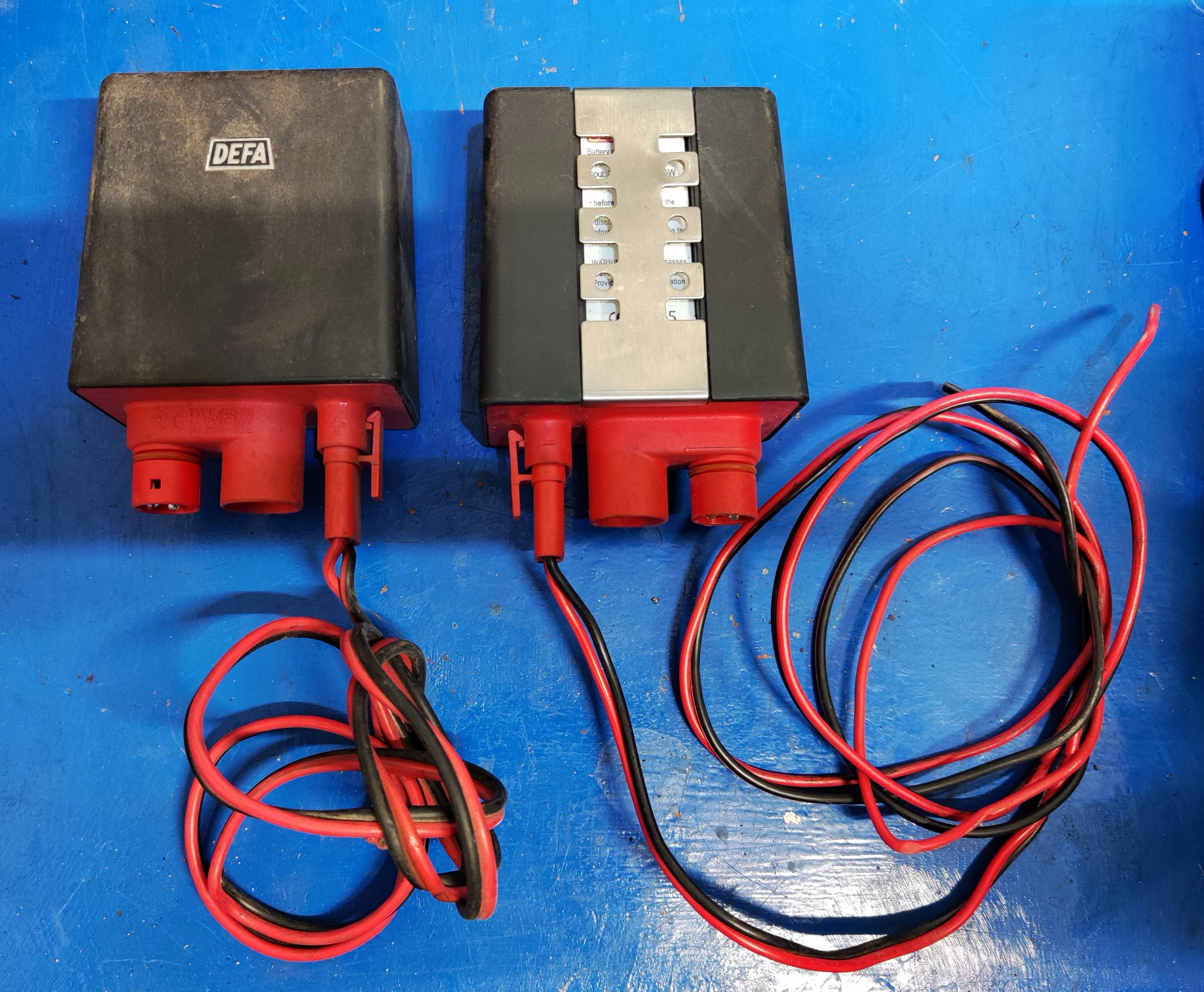 DEFA зарядное устройство 450020 4A 12V