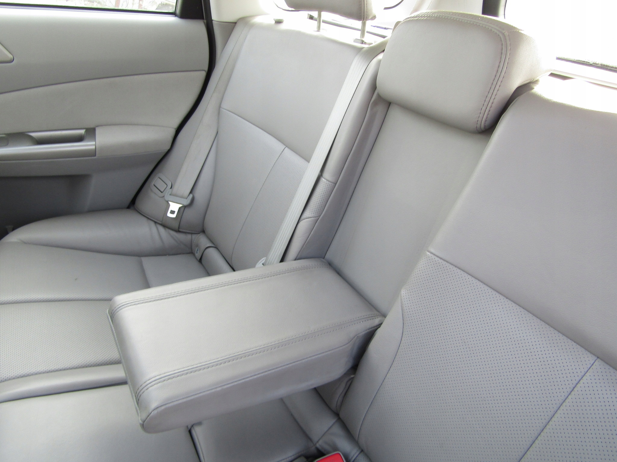 subaru Forester III SH диван