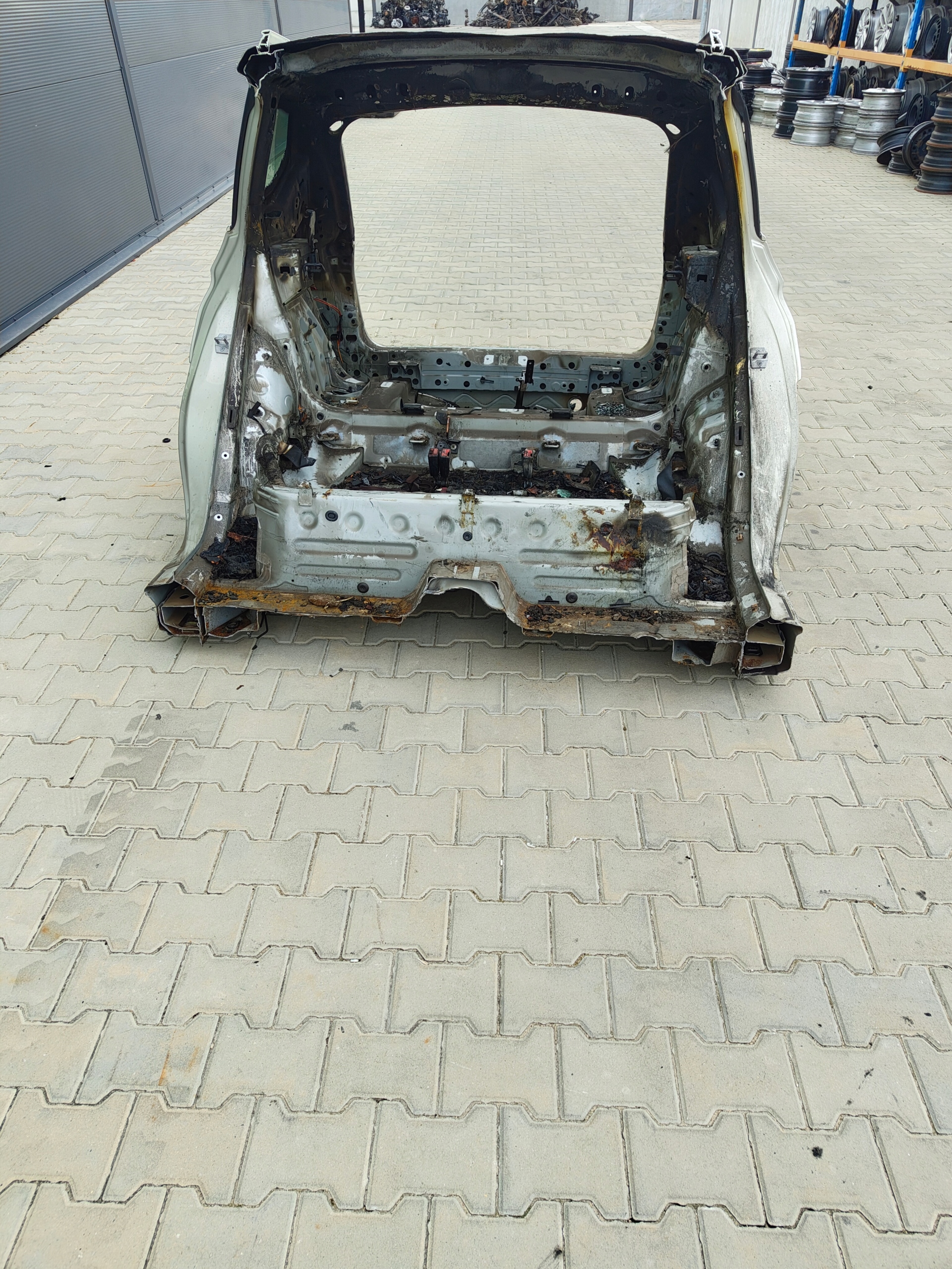 BMW X3 F25 posteriore LONGHERONE parafango Coppa A14