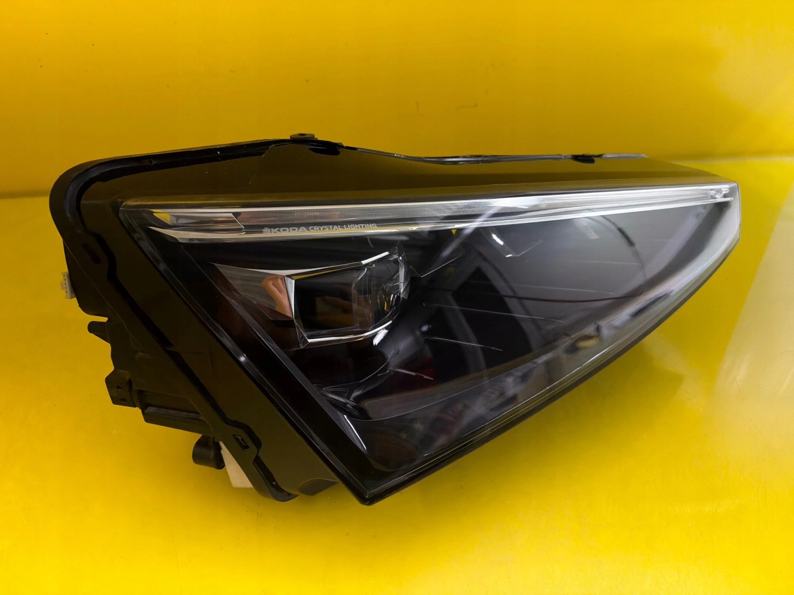 světlo pravá Skoda Scala Full Led 657941016A