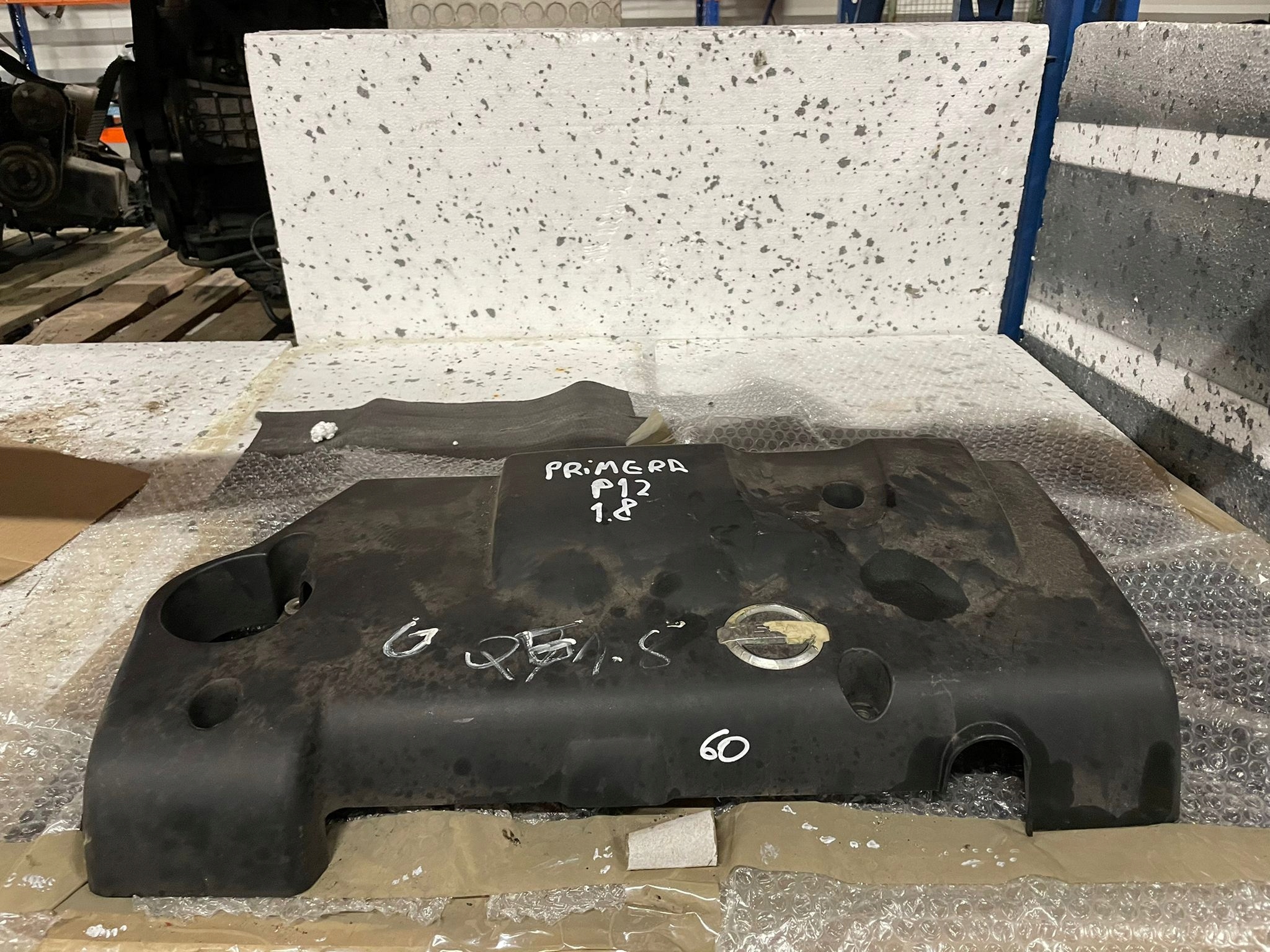 NISSAN PRIMERA P12 1.8 BENZ капот крышка двигателя