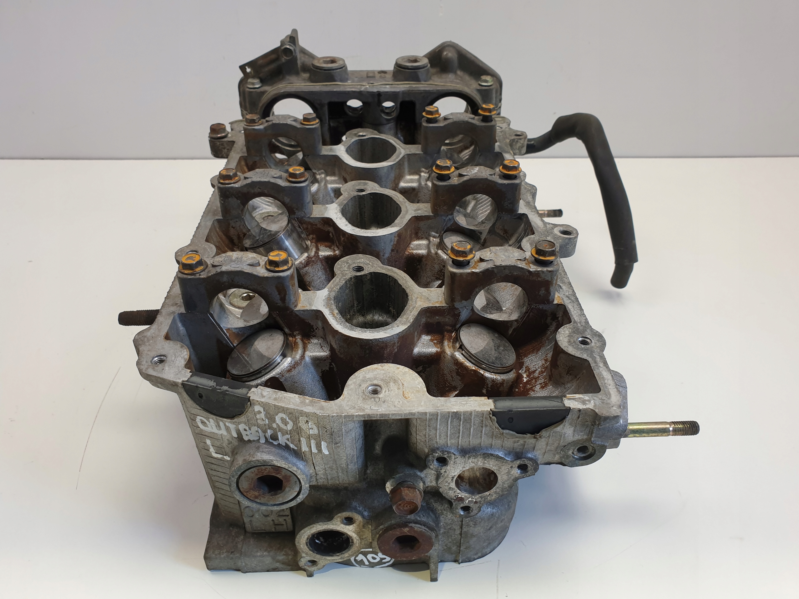 Subaru Outback III 3.0 H6 GŁOWICA CYLINDRÓW