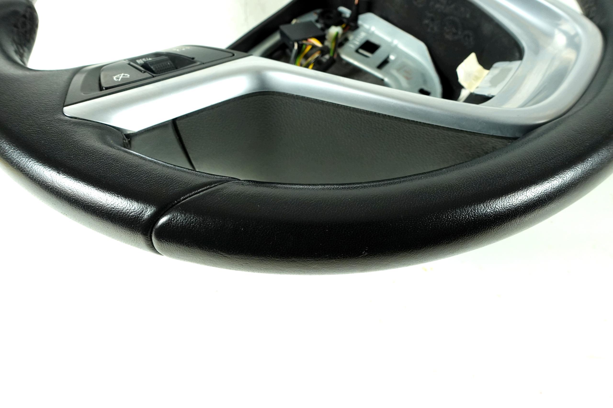steering wheel, leather leather TEMPOMAT OPEL ASTRA J 4 IV 13351021