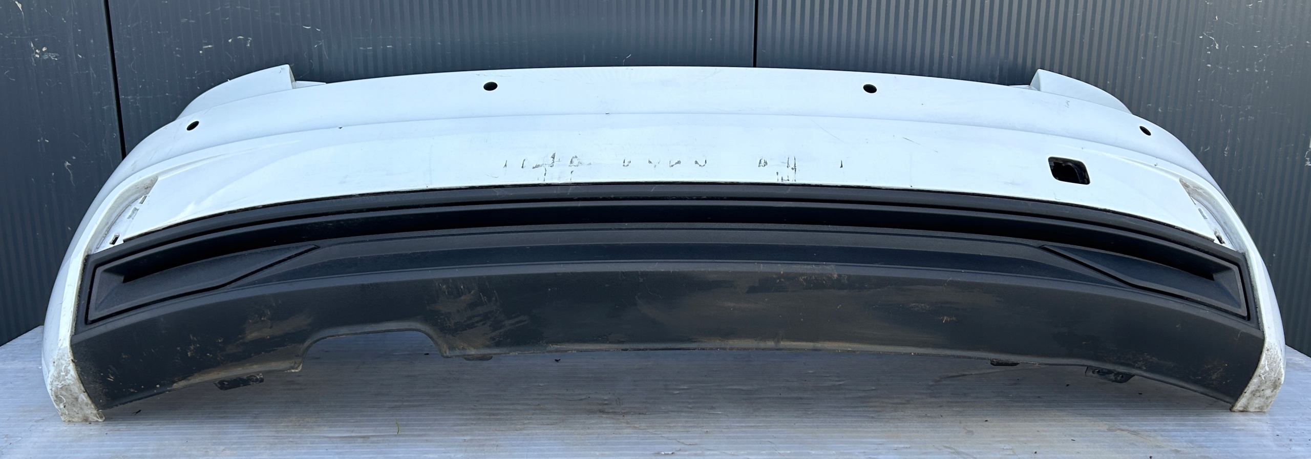 bumper rear part rear AUDI A1 II 82A PDC