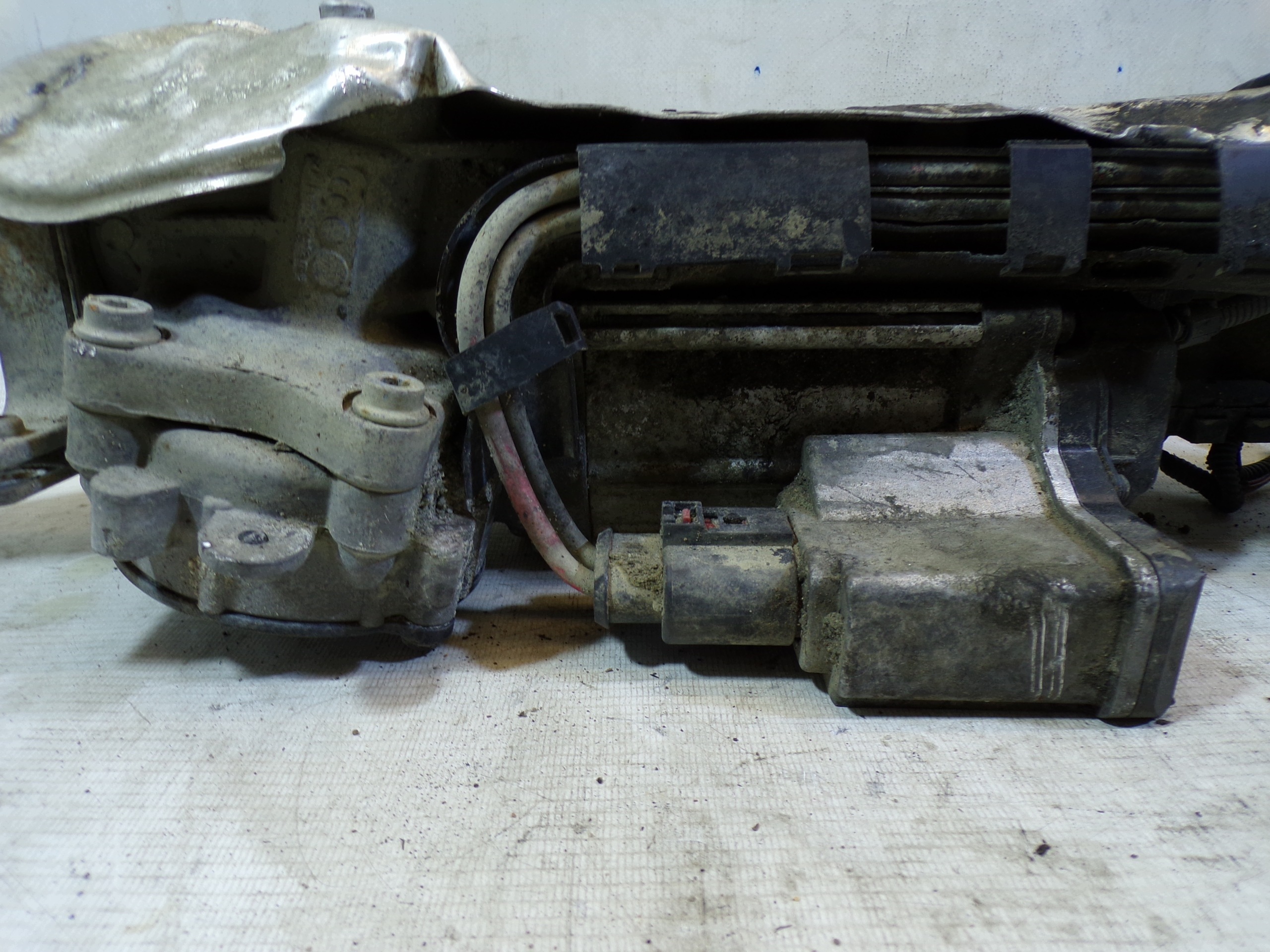 servo control VOLKSWAGEN PASSAT B6 3C1423051T (22) (K3)