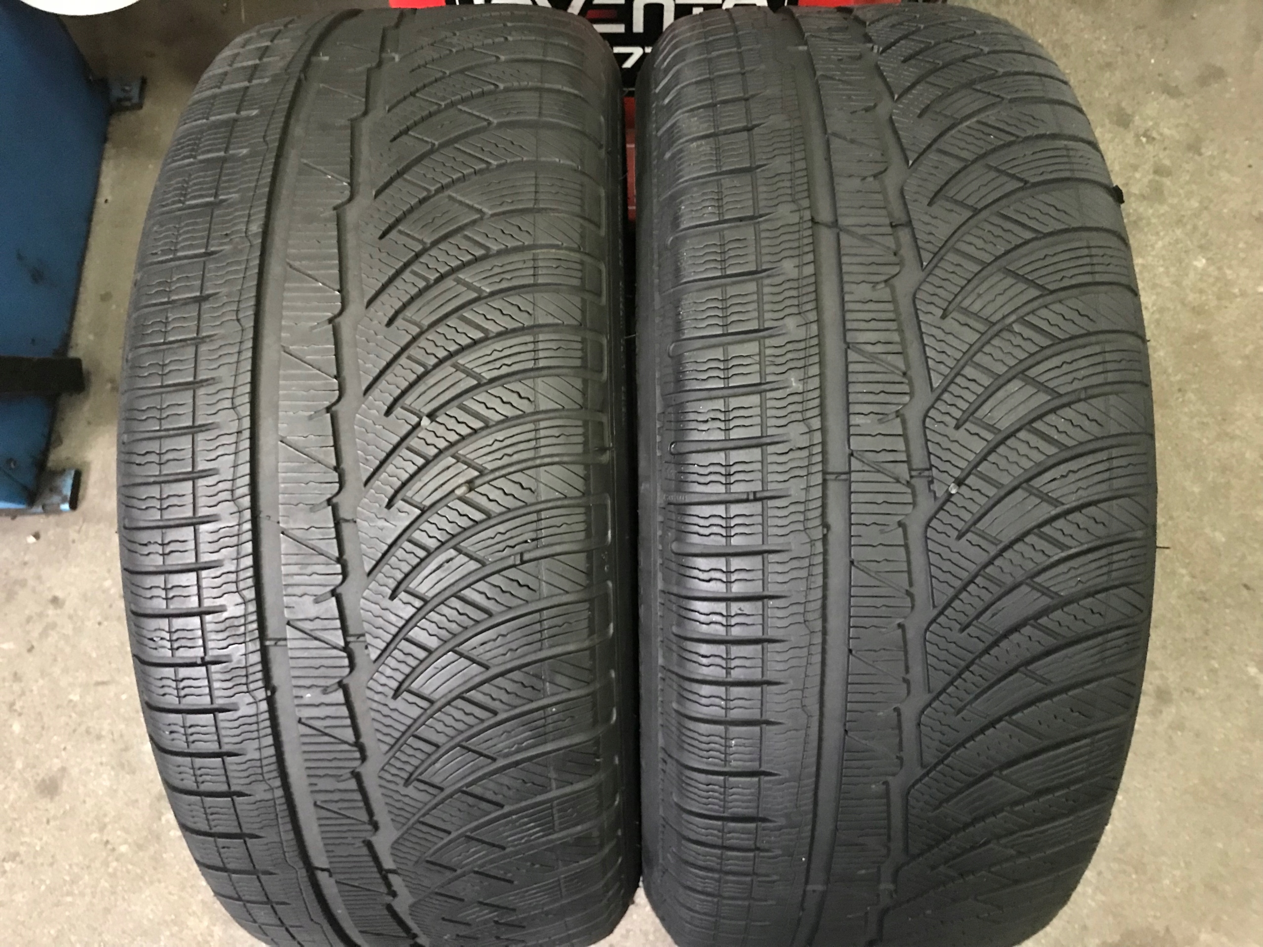 2 tyres winter 245/50R18 Michelin PA4 RUN FLAT 6mm