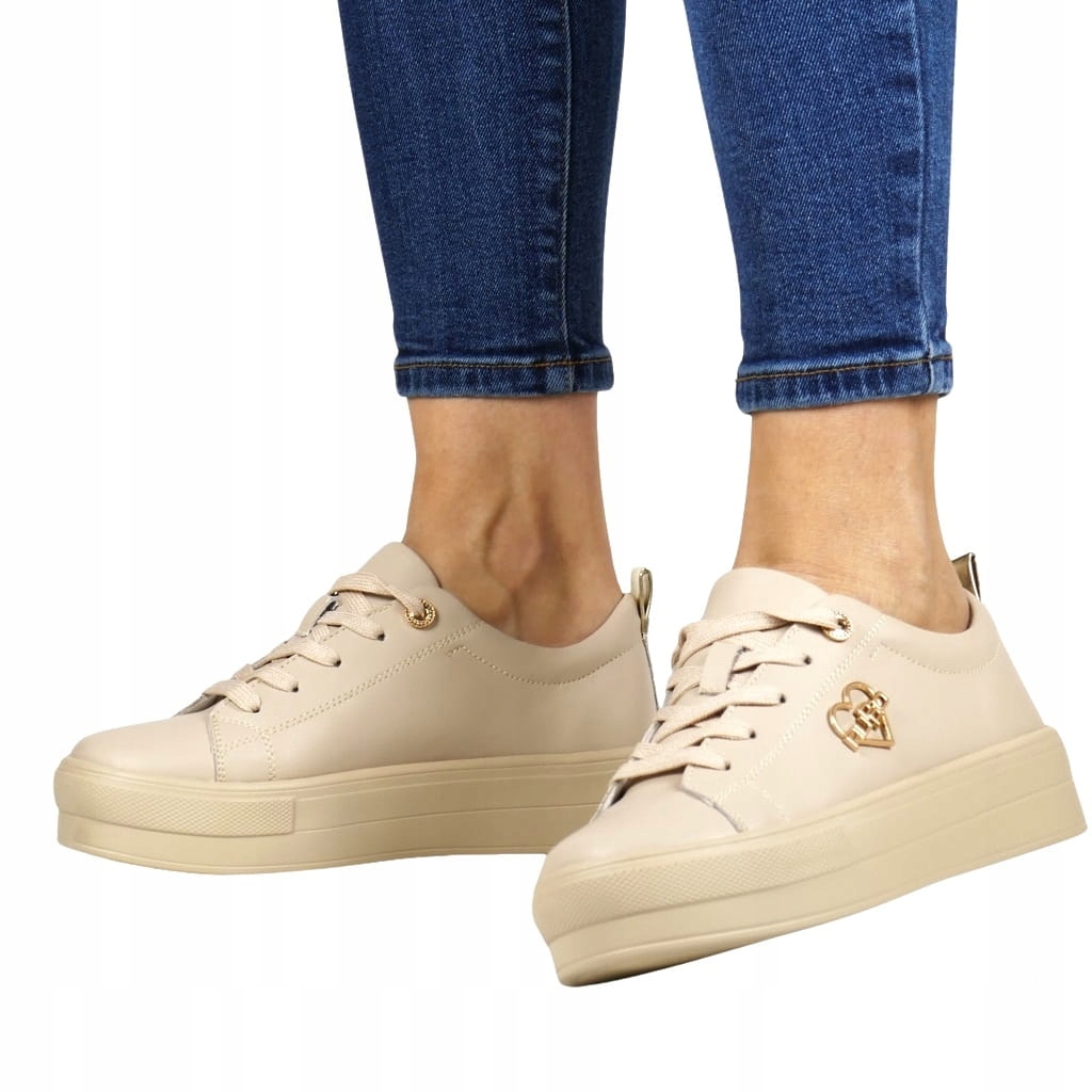 Dámské Kožené Tenisky Na Silné Podrážce, Béžové, Lakované