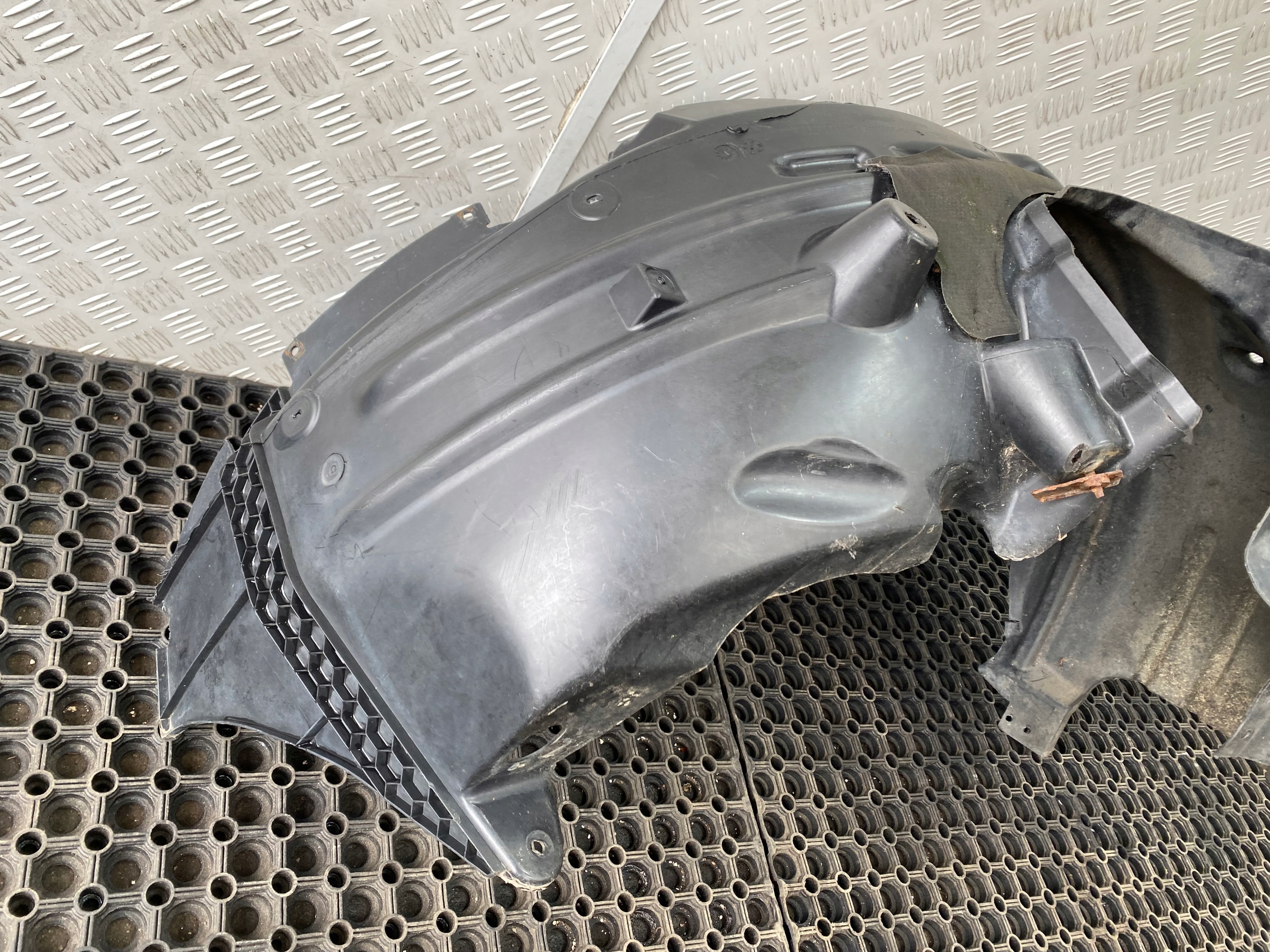 FORD TRANSIT CUSTOM LIFT 16-19 mudguard front right front GK21-16114-A