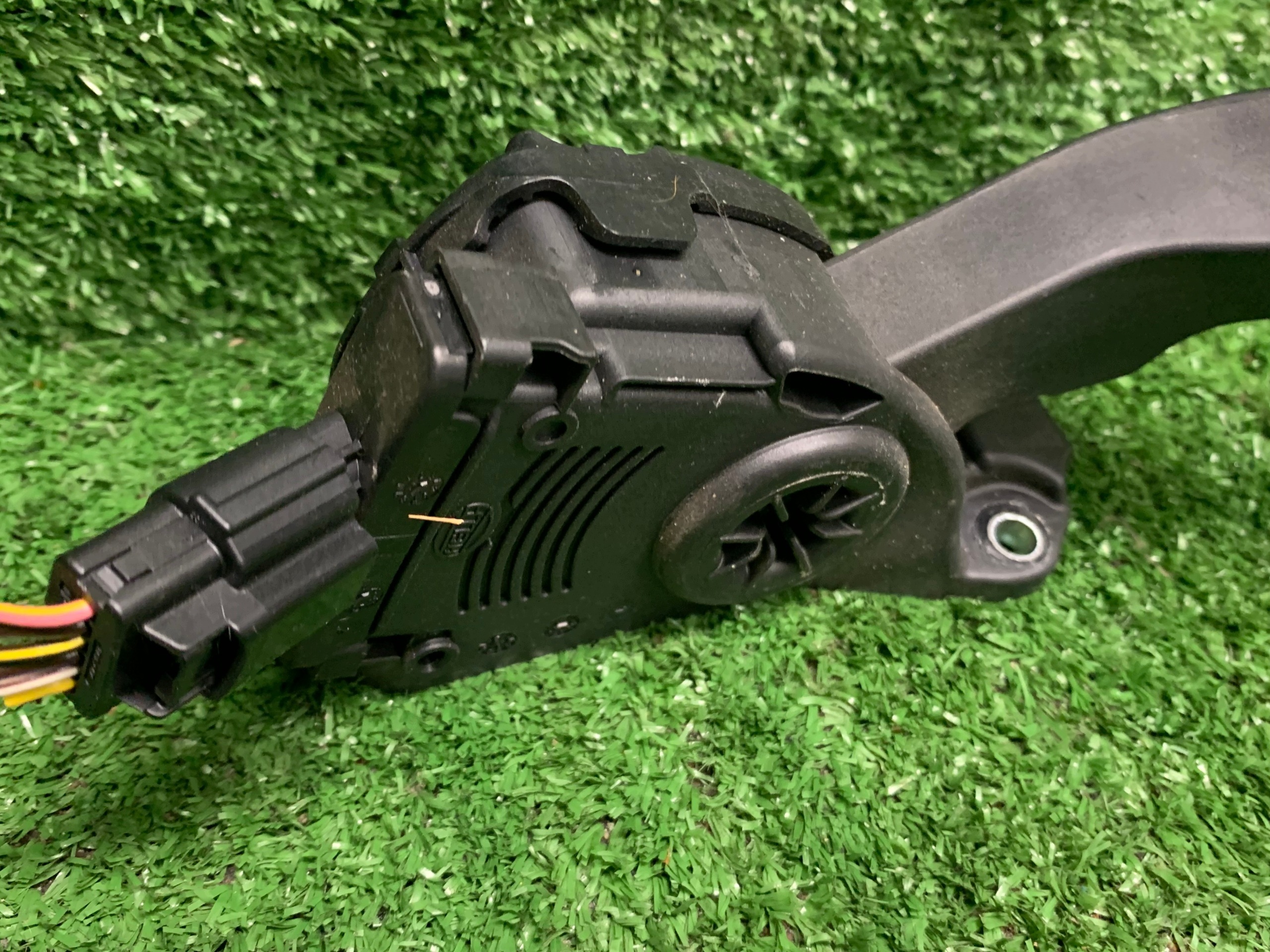 Chrysler 300C pedala gasa potenciometar 04861714AB