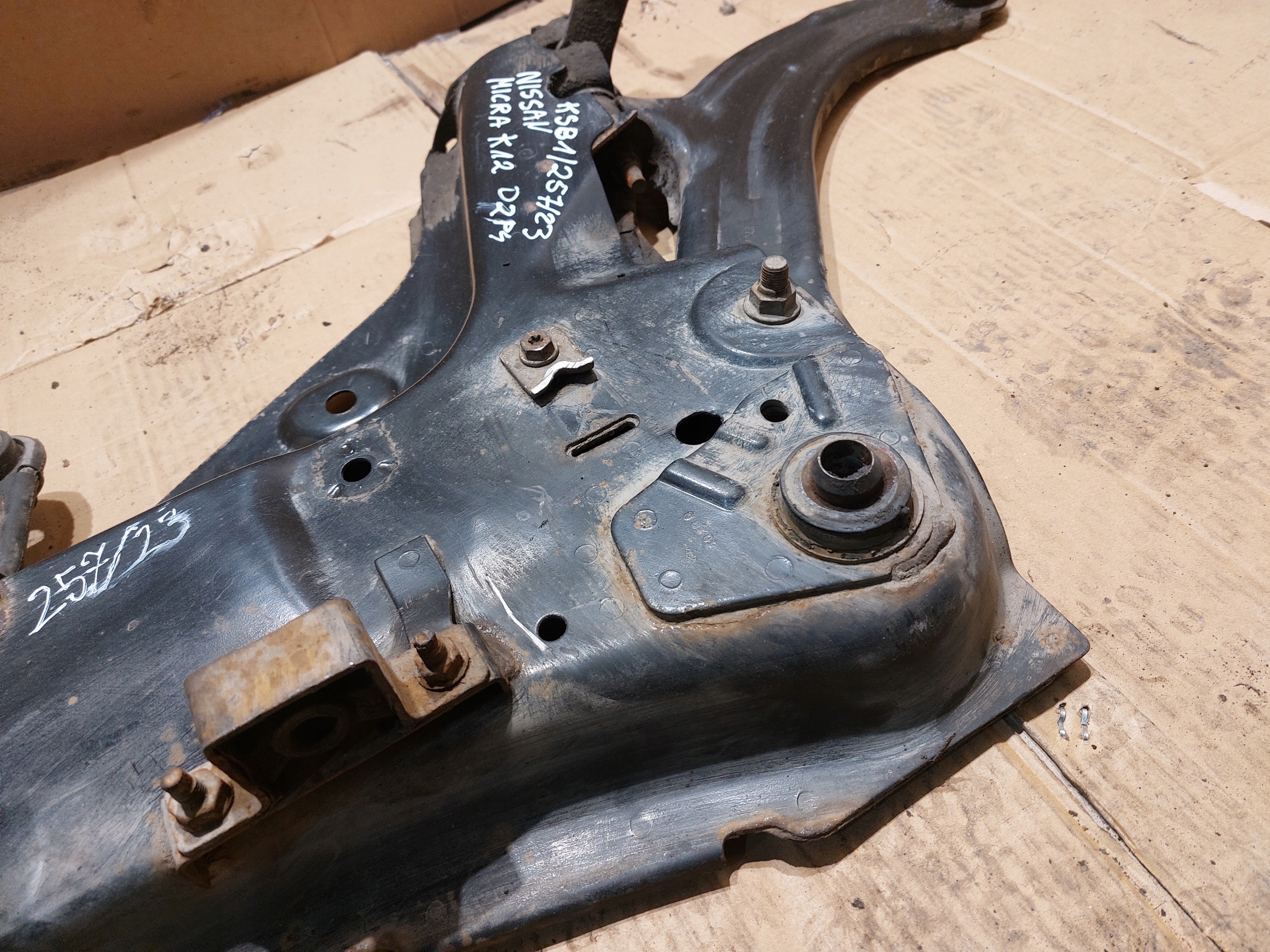 axle beam front NISSAN MICRA K12 1.2