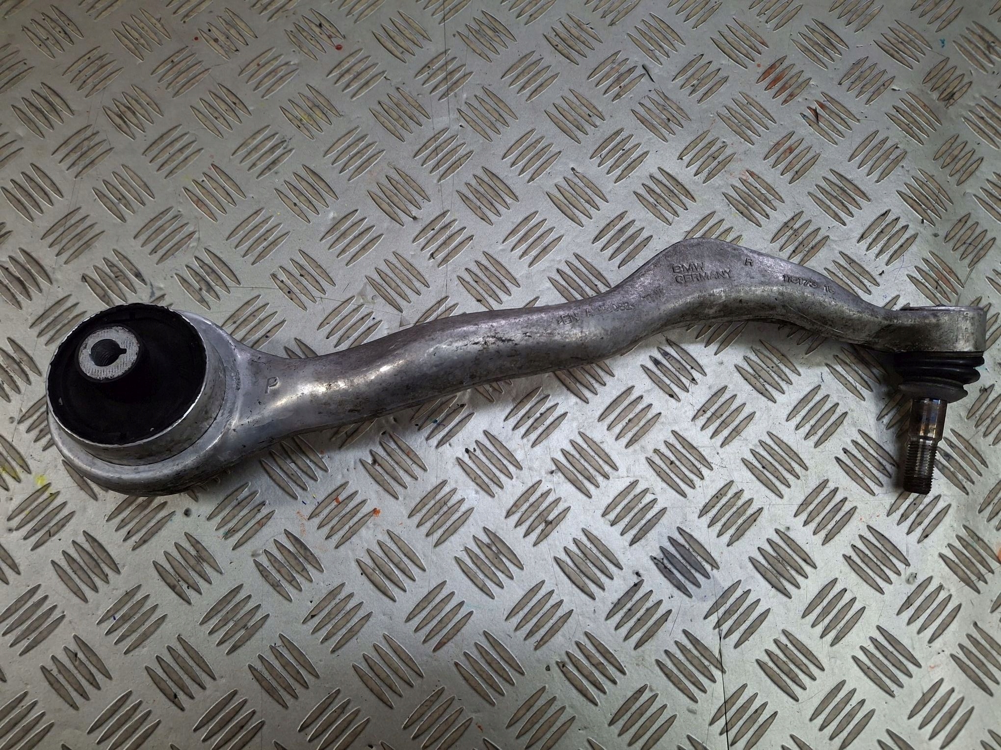 arm front right BMW 1 F20 F21 2011R->