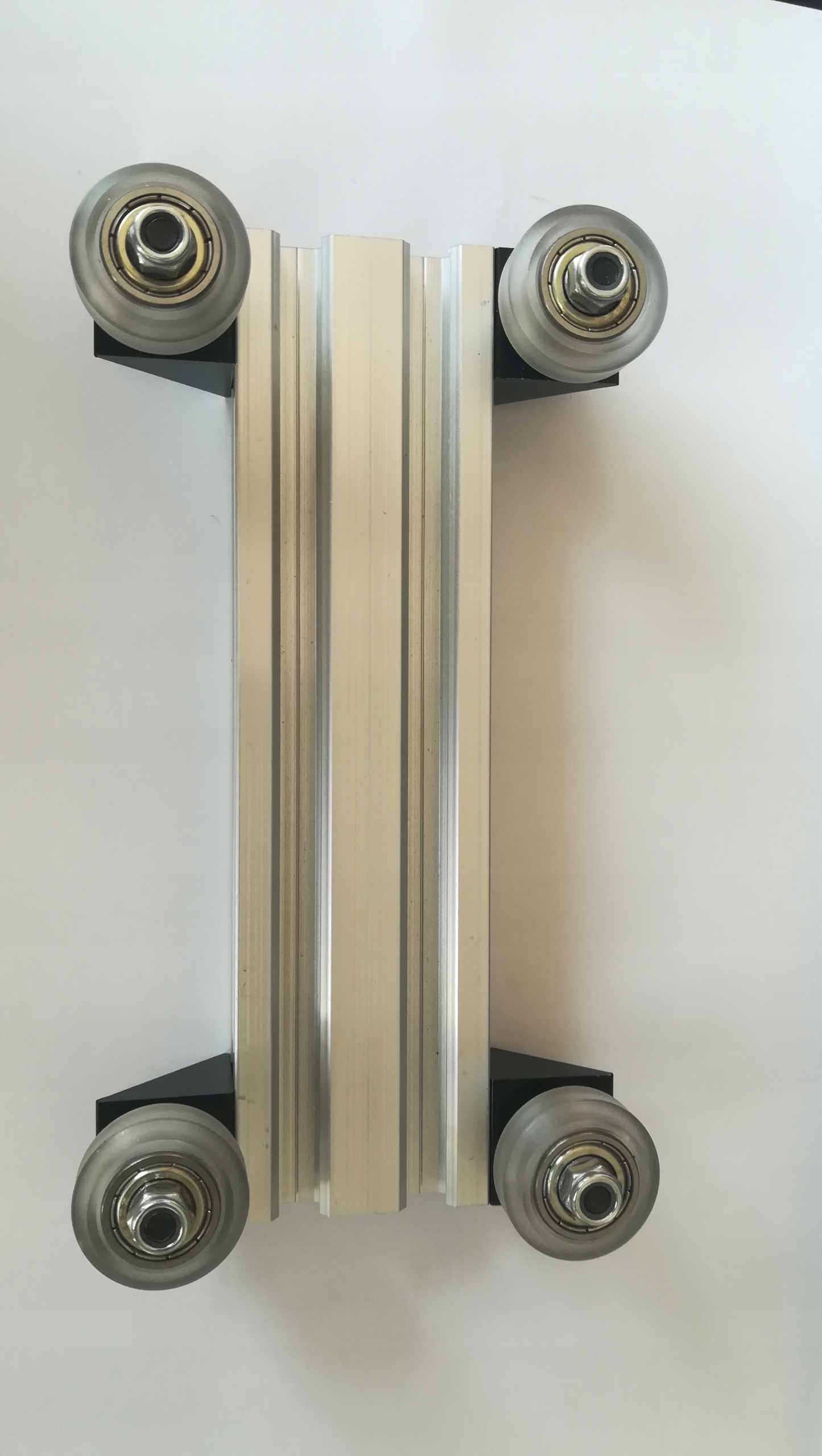 Vozík na profil 20x40 V-Slot s kolečky Extreme 250 mm