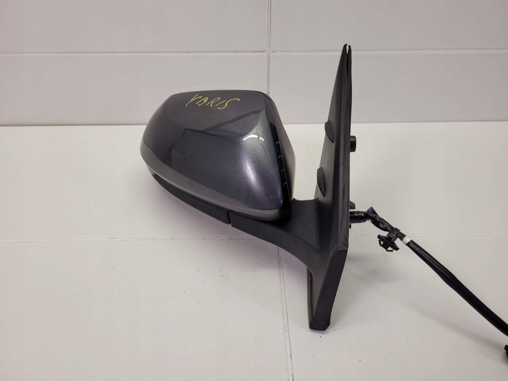mirror exterior right side Toyota Yaris XP130 2nd facelift 2018