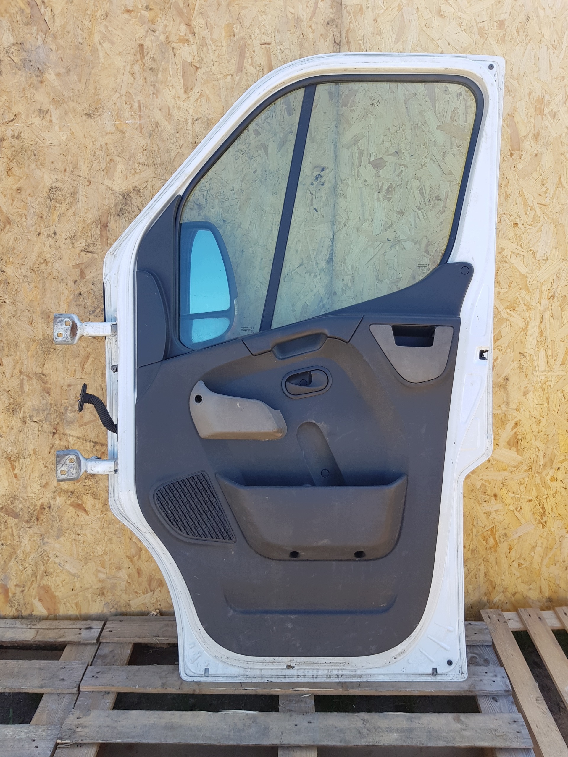 RENAULT MASTER III OPEL MOVANO B NISSAN door front front right BIALE
