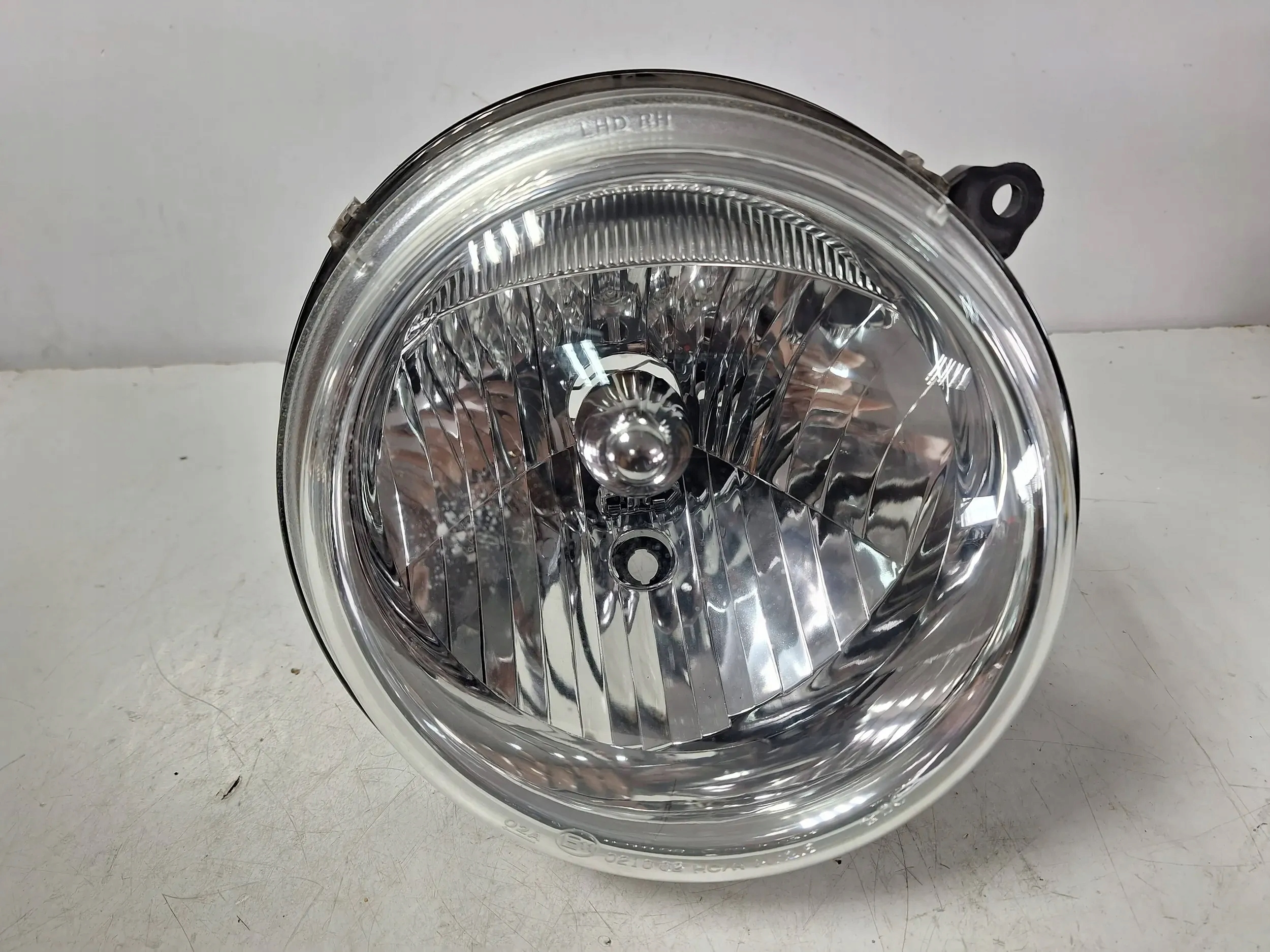light front right Jeep Liberty 01-07 EU