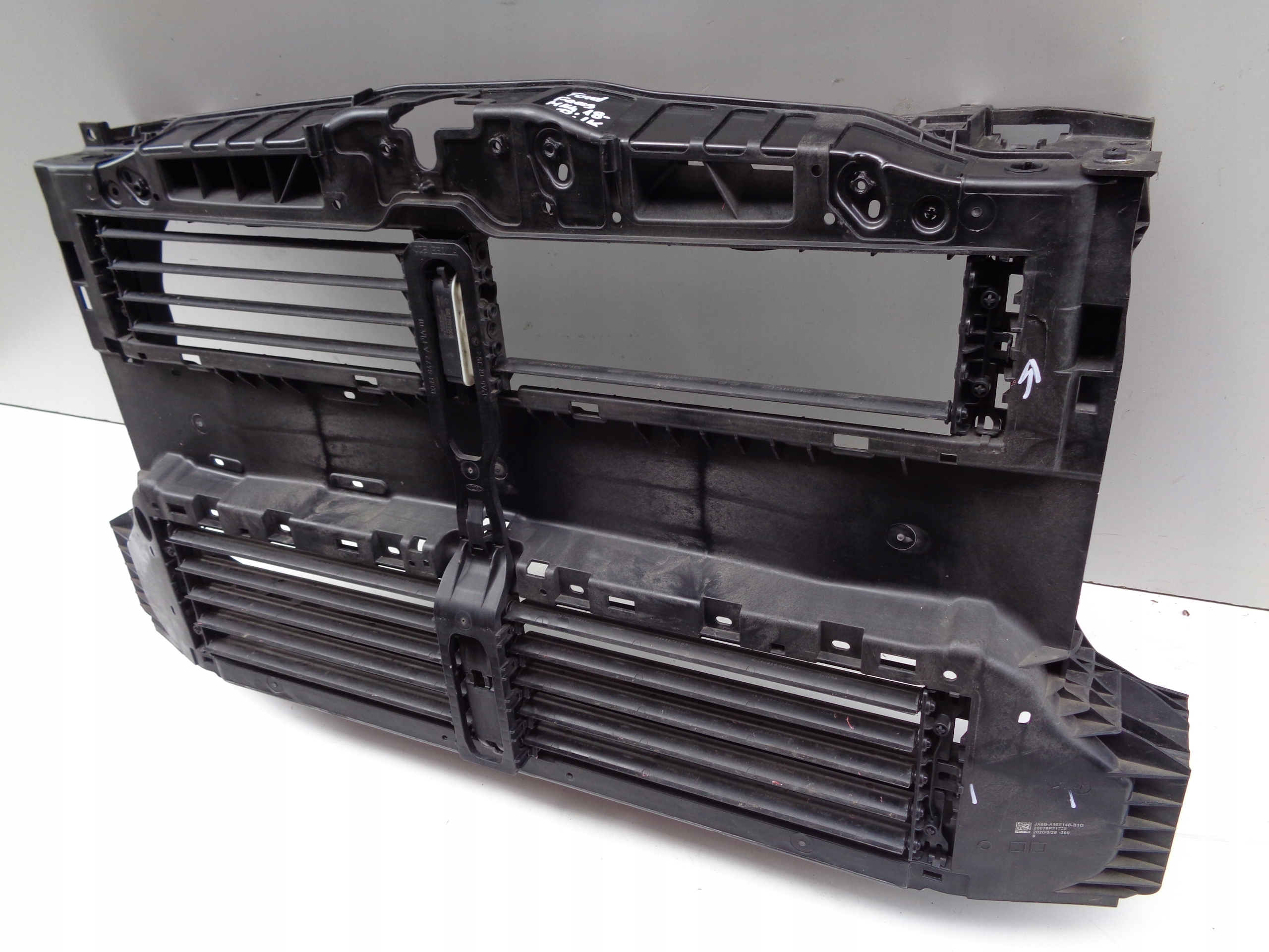 bar, wall front FORD FOCUS MK4 18