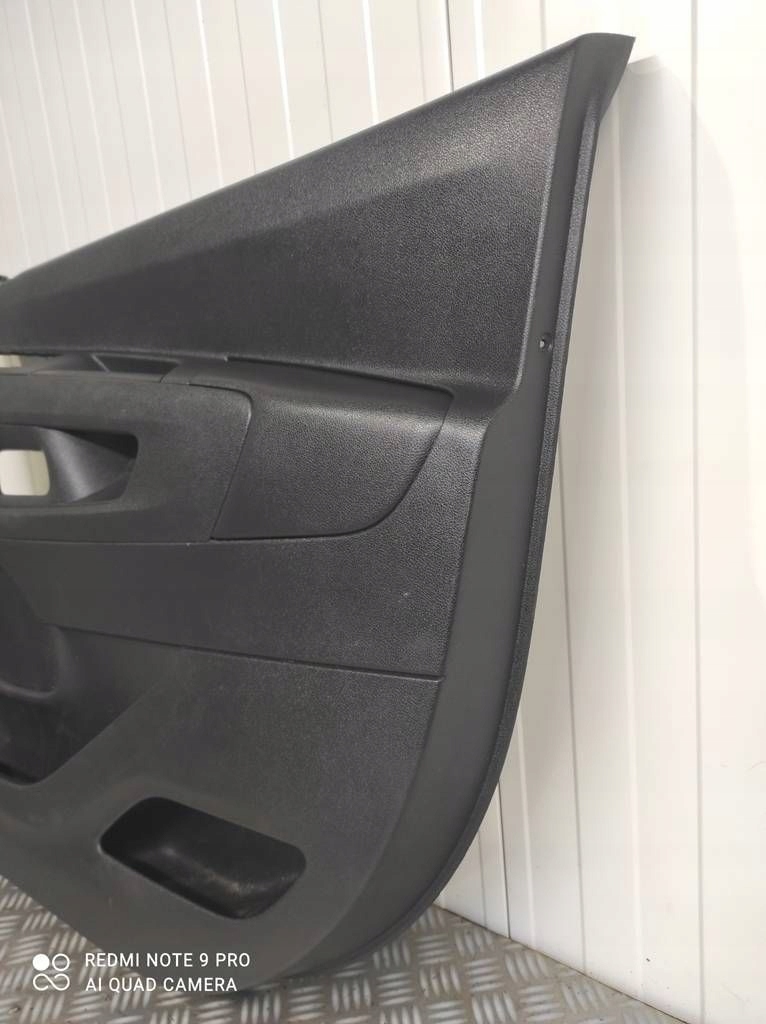 дверные карты правой peugeot PARTNER IV opel Combo e 9818643177