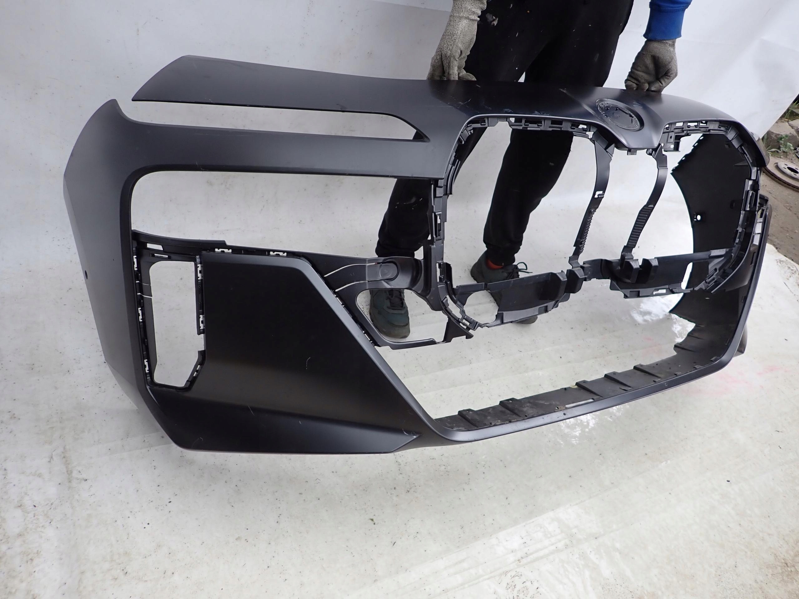 BMW I7 G70 m-packet 22- bumper front front