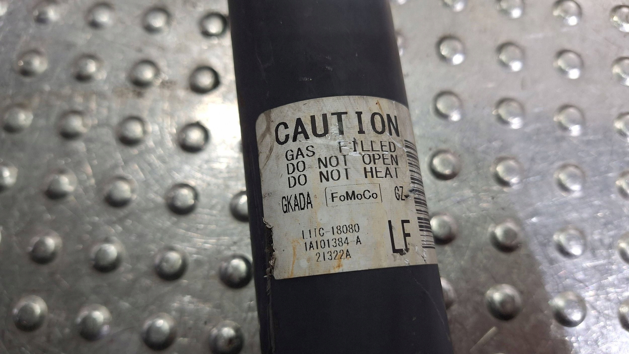 shock absorber left right rear part L1TC-18080-LF FORD PUMA MK2
