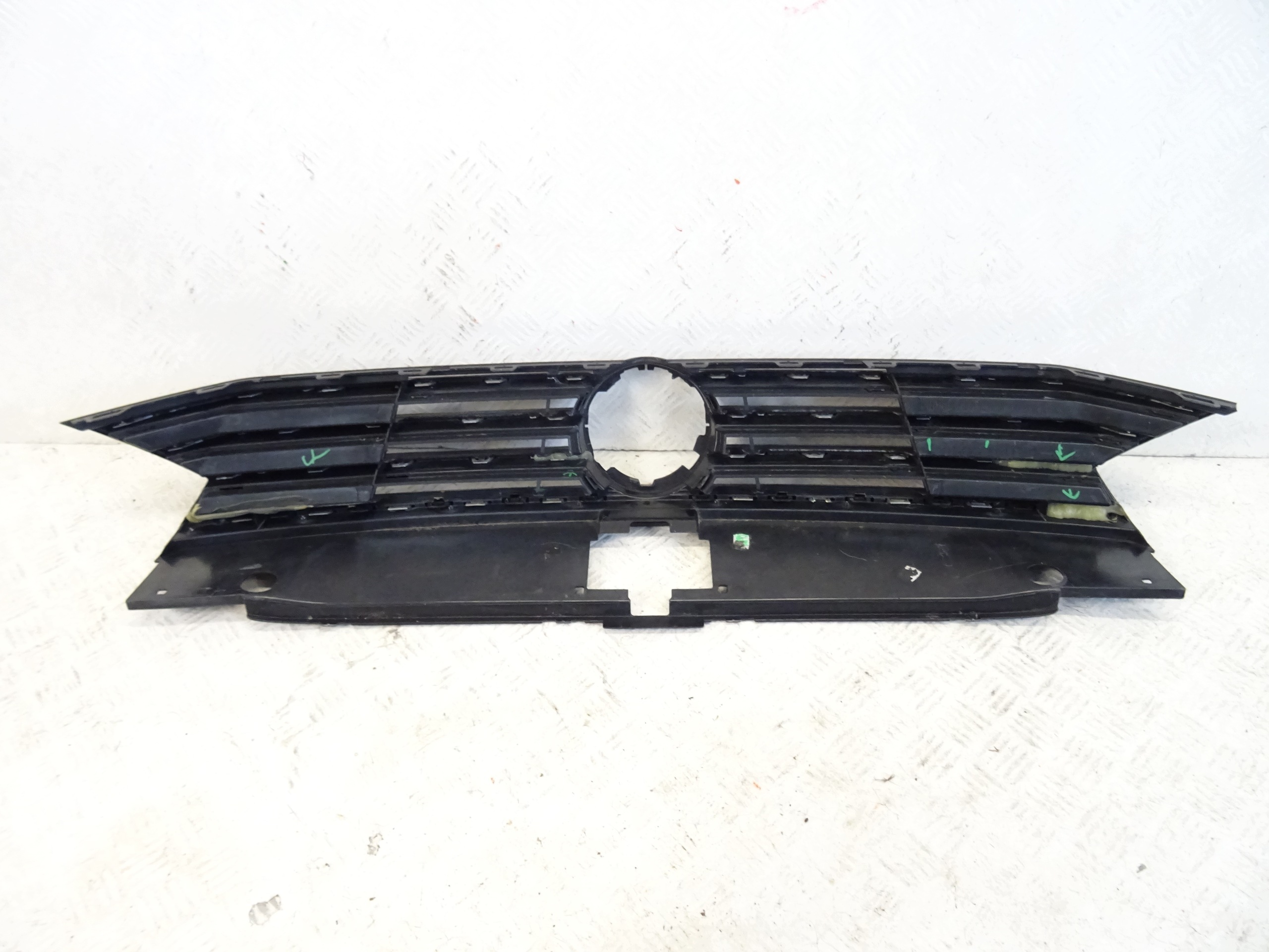 grill grille front VW PASSAT B8 3G0853653D