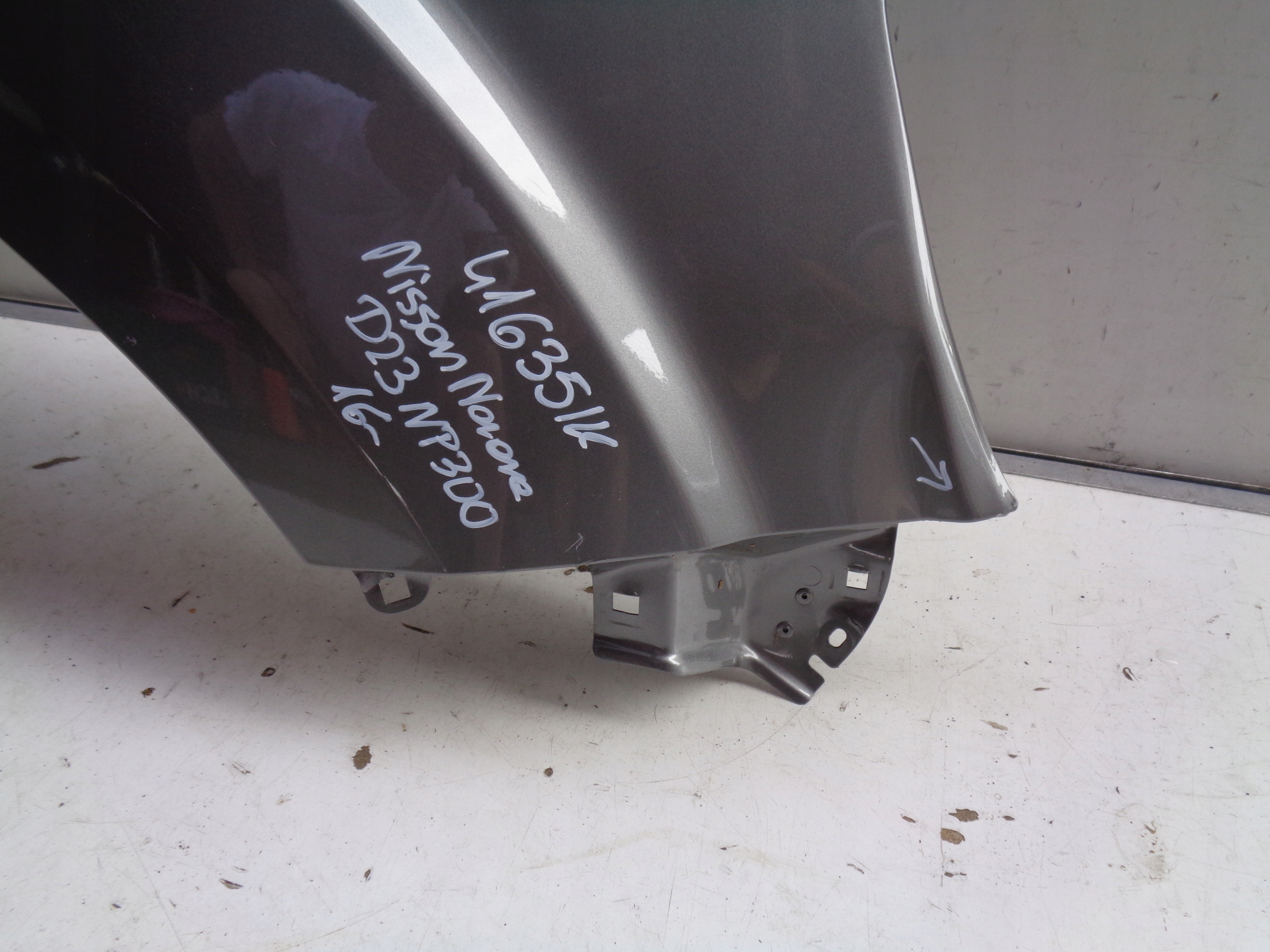 fender right front NISSAN NAVARA D23 NP300 16- NR 41635