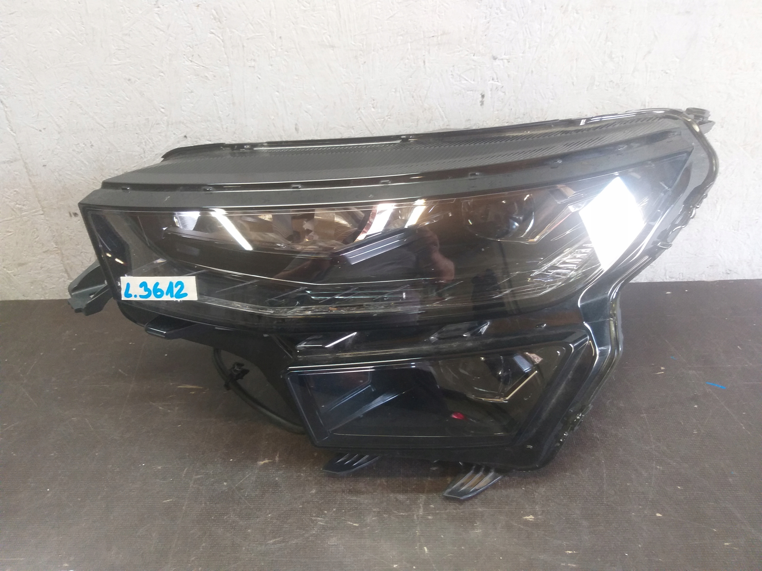 light front left SKODA KODIAQ LIFT FULL LED 566941035