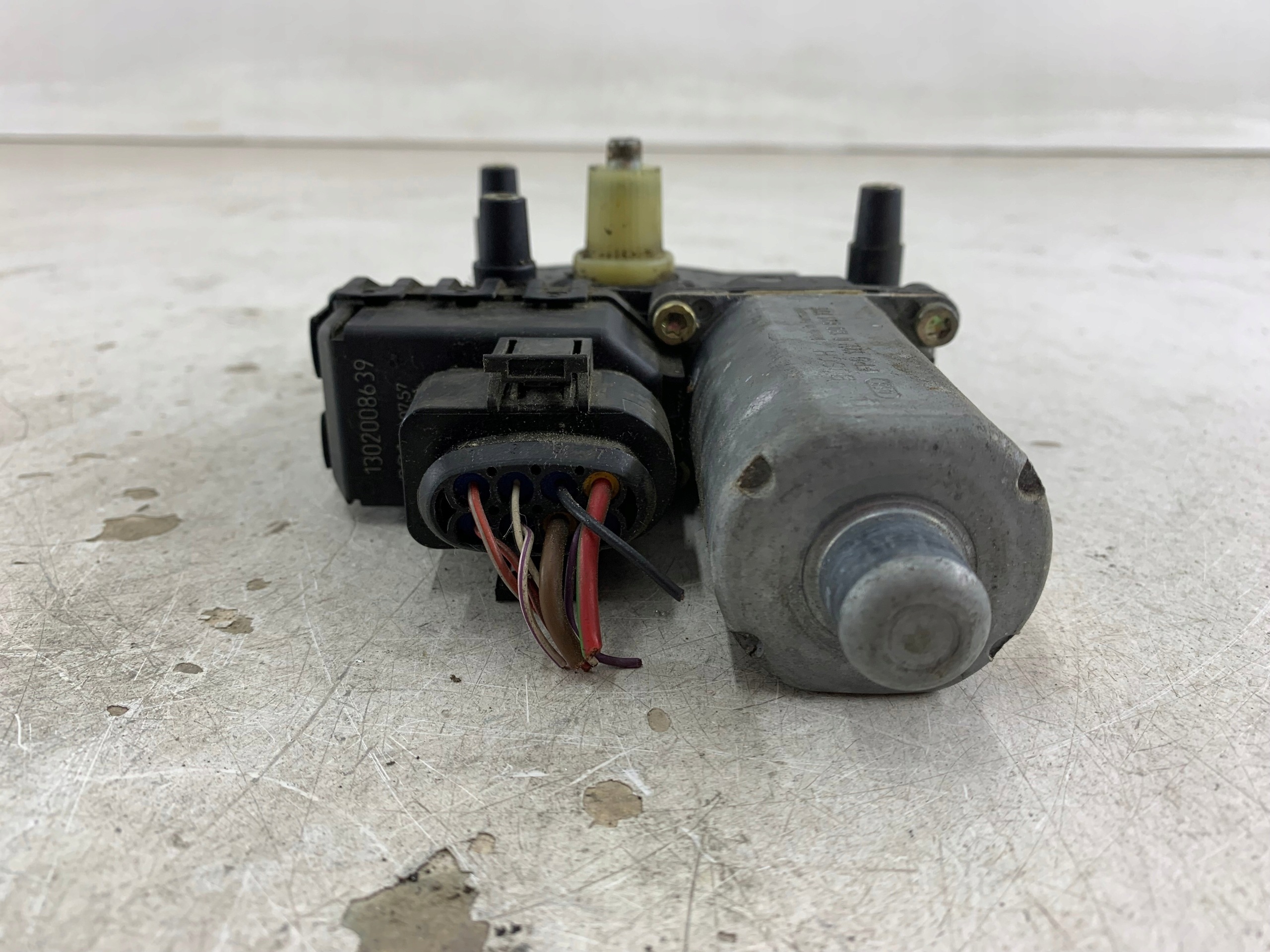 AUDI A6 C5 mini motor windows left front 0130821775