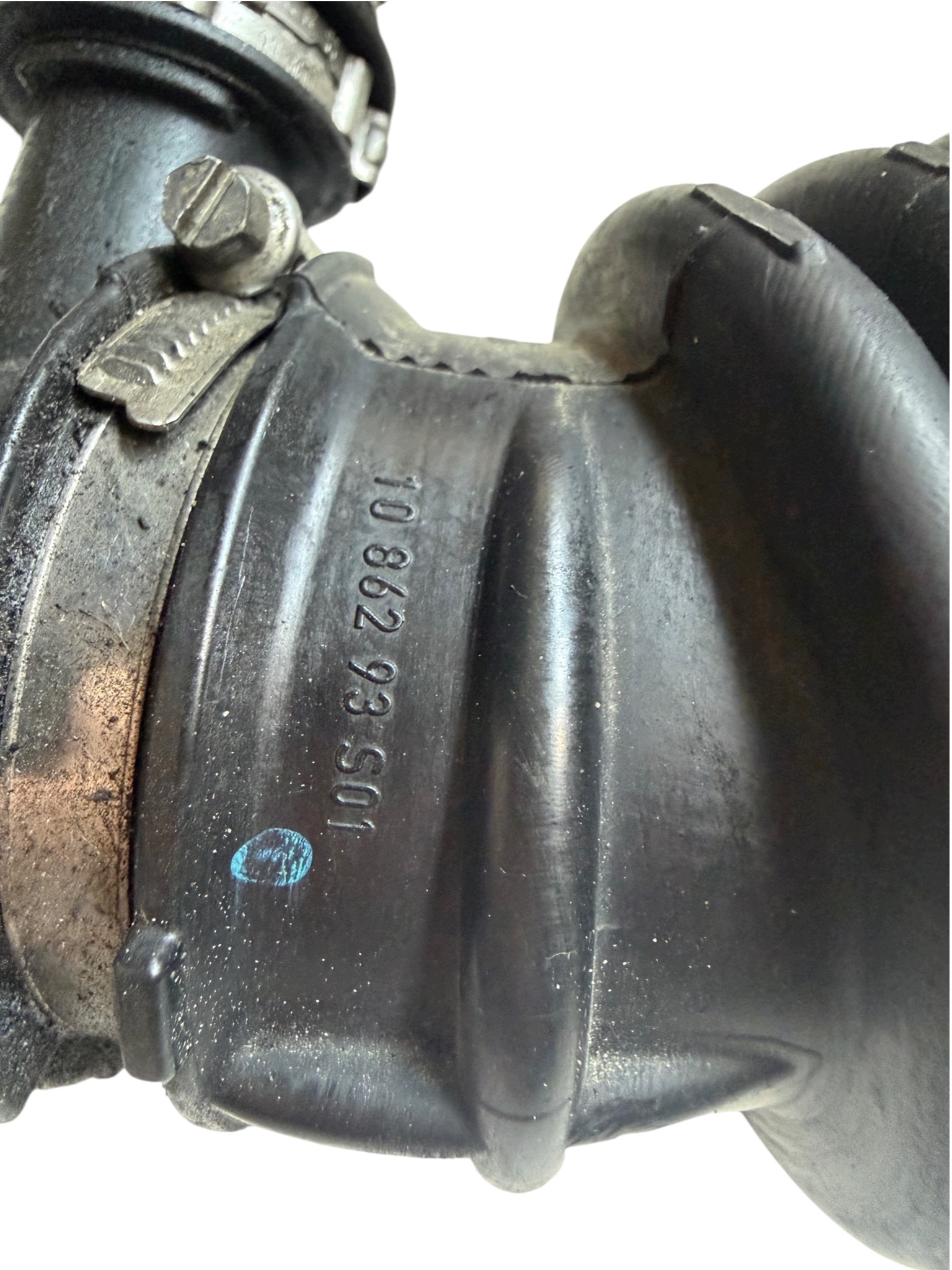 pipe wiring air VOLVO V60 and 1.6 D 1051668S01