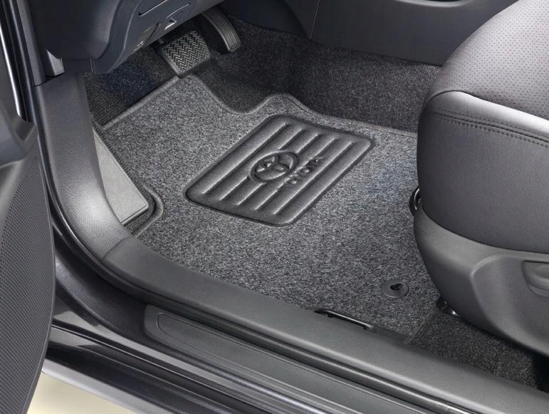 Toyota Corolla Originálne velúrové koberčeky komplet PZ410-E3355-HA Oe