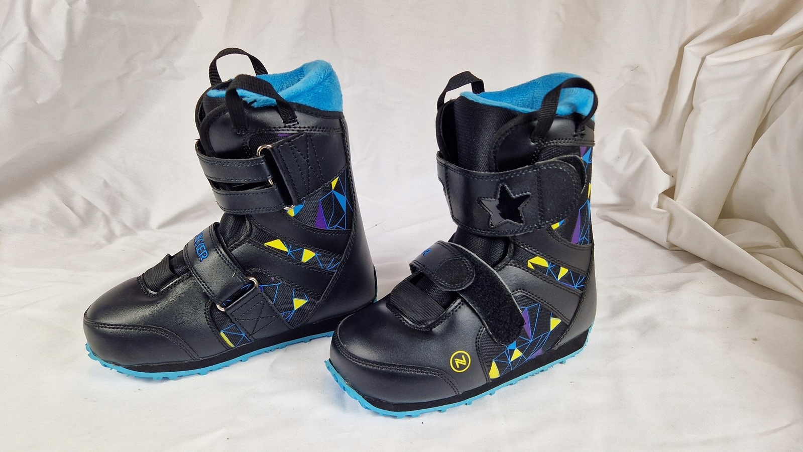 BUTY SNOWBOARDOWE NIDECKER MINI P. VELCRO 32,5 205 NOWE