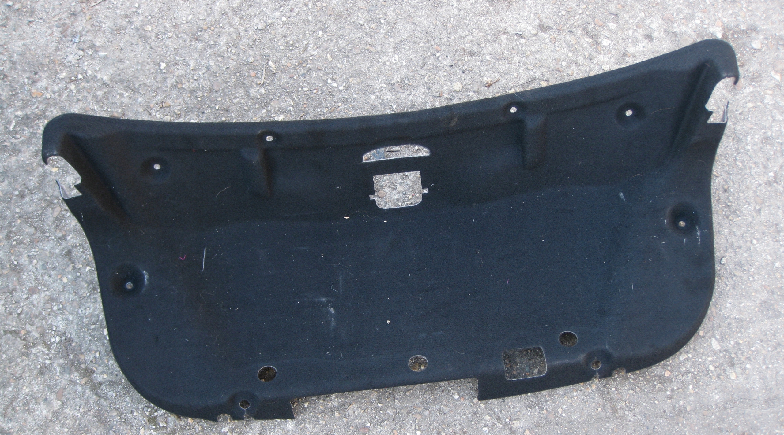 MERCEDES W207 3.0 CDI 11R upholstery bonnet boot A2076941325