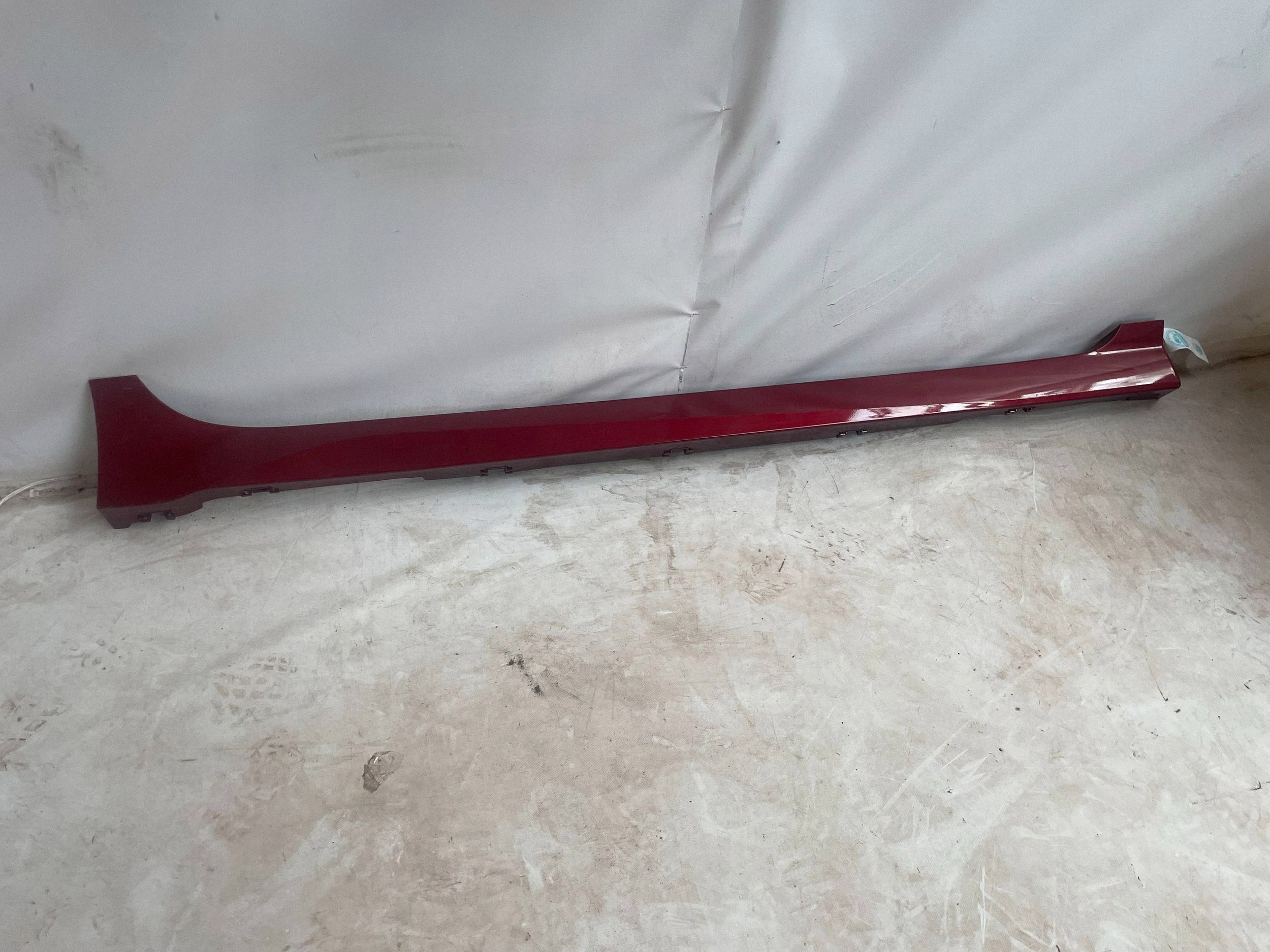 cap threshold right side NISSAN LEAF II (ZE1) 768525SA0A @M