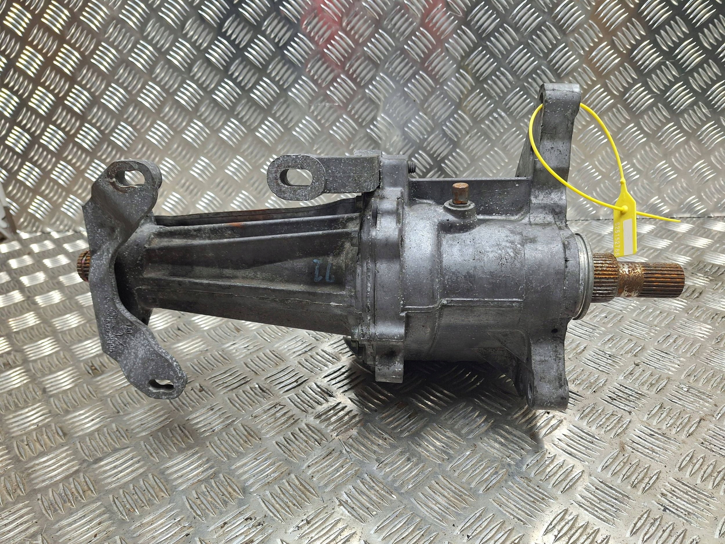 REDUKTOR cambio ingranaggi CHEVROLET CAPTIVA ANTARA 2.0D 24240427