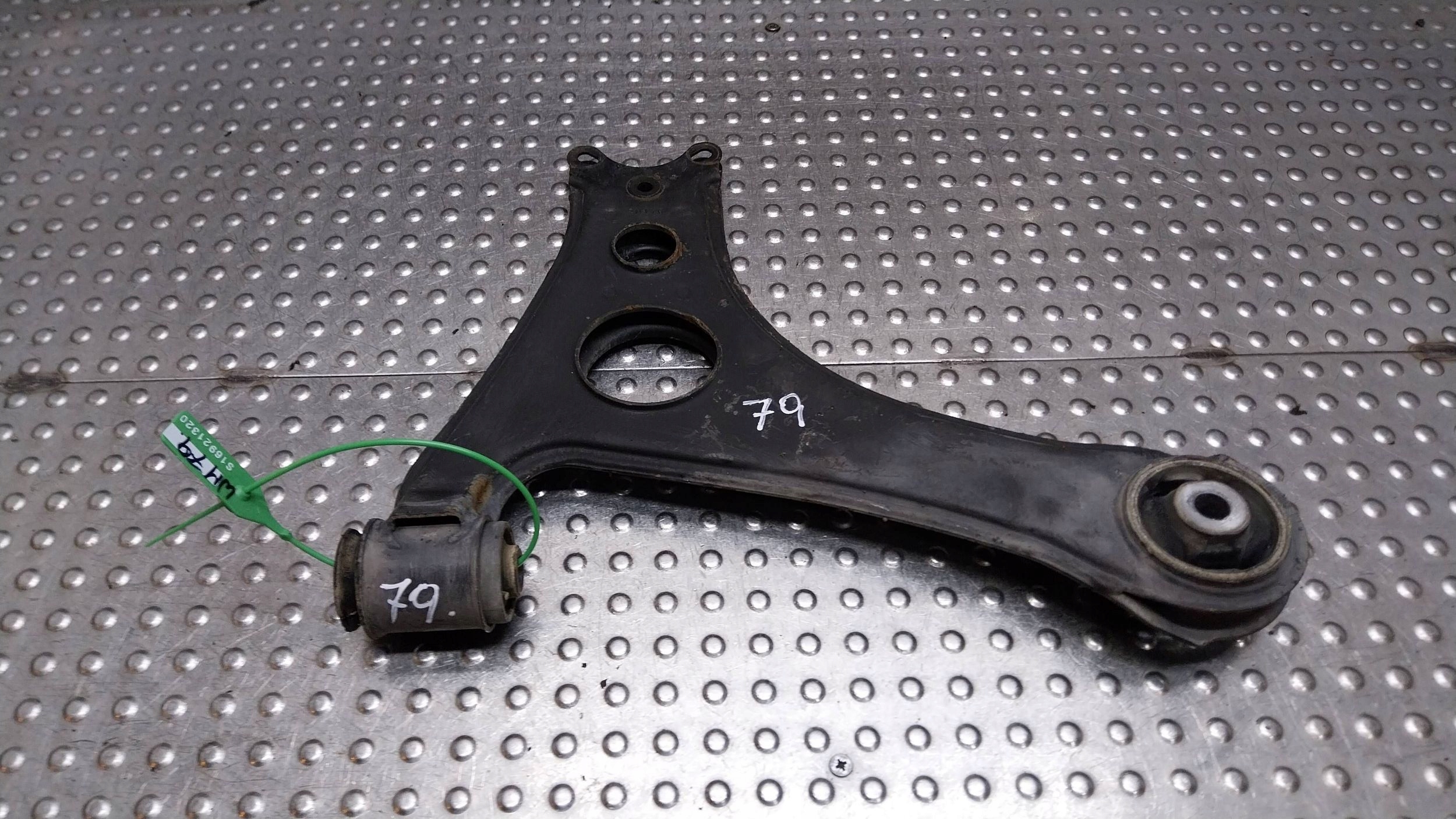 arm right front A1683300907 MERCEDES A KLASA W168