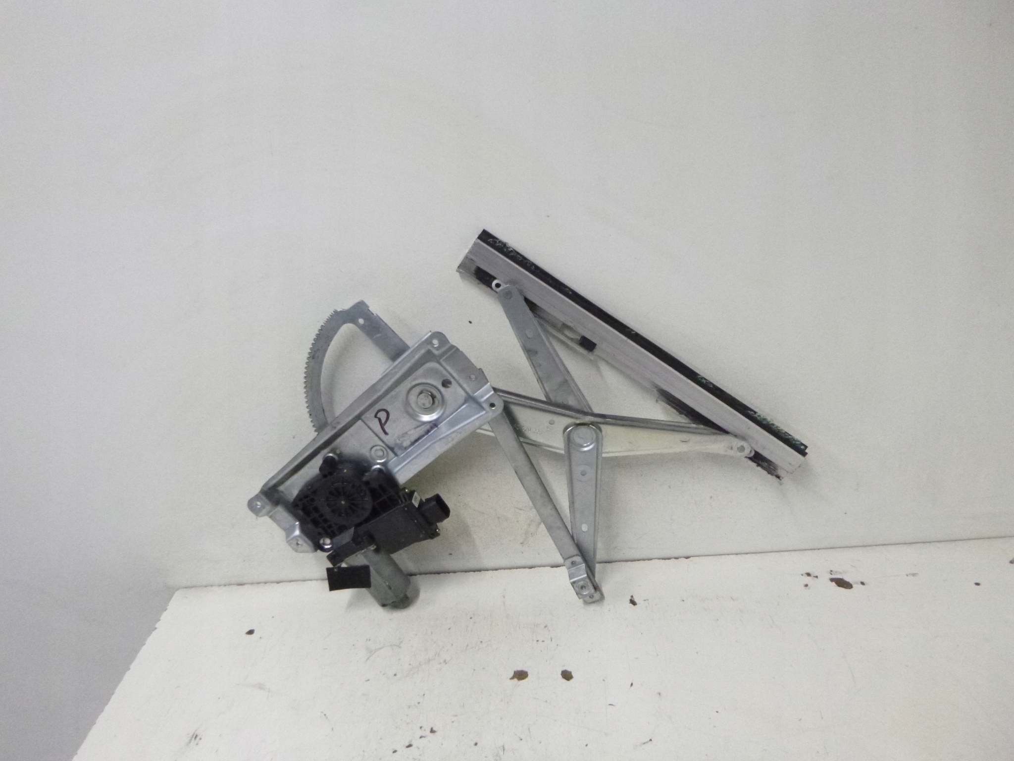 MÉCANISME VITRE AVANT DROITE OPEL VECTRA B 95-02R.