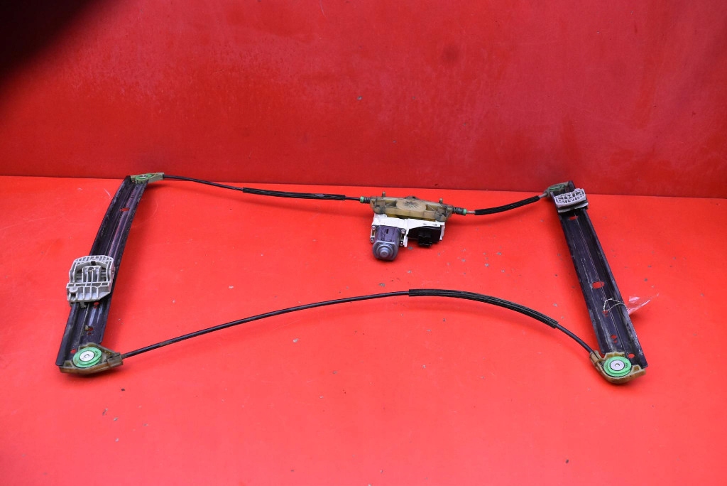 window regulator right front EU 4L0959802B AUDI Q7 4L 05-09
