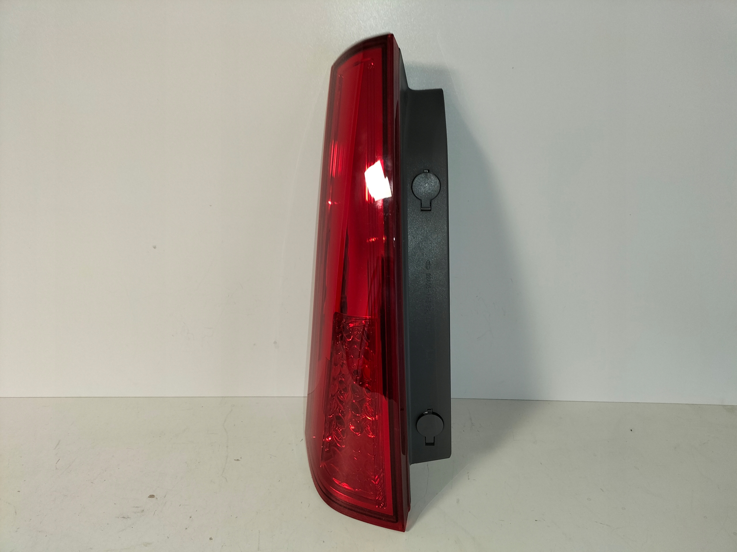 light rear rear part left KIA CEED and LIFT 09-12 KOMBI