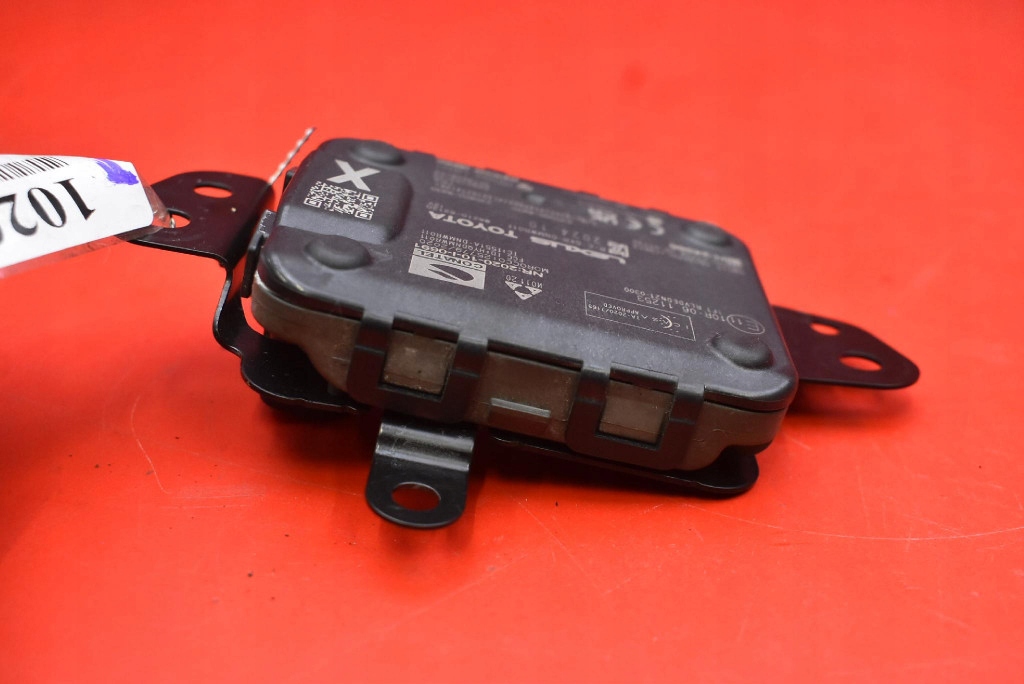 Sensor RADAR 88210-52120 TOYOTA YARIS CROSS 20